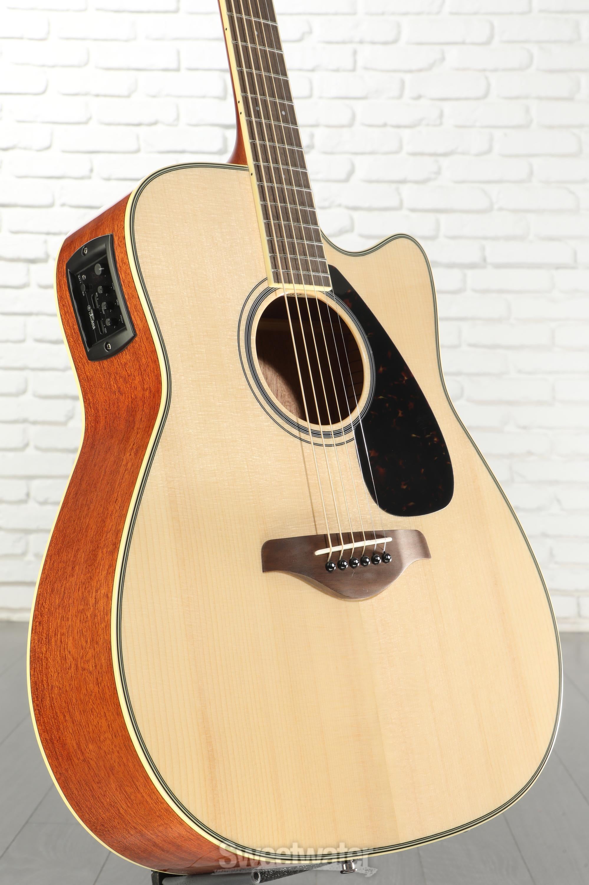 Photo of Yamaha FGX820C Dreadnought Cutaway Acoustic-electric Guitar - Natural