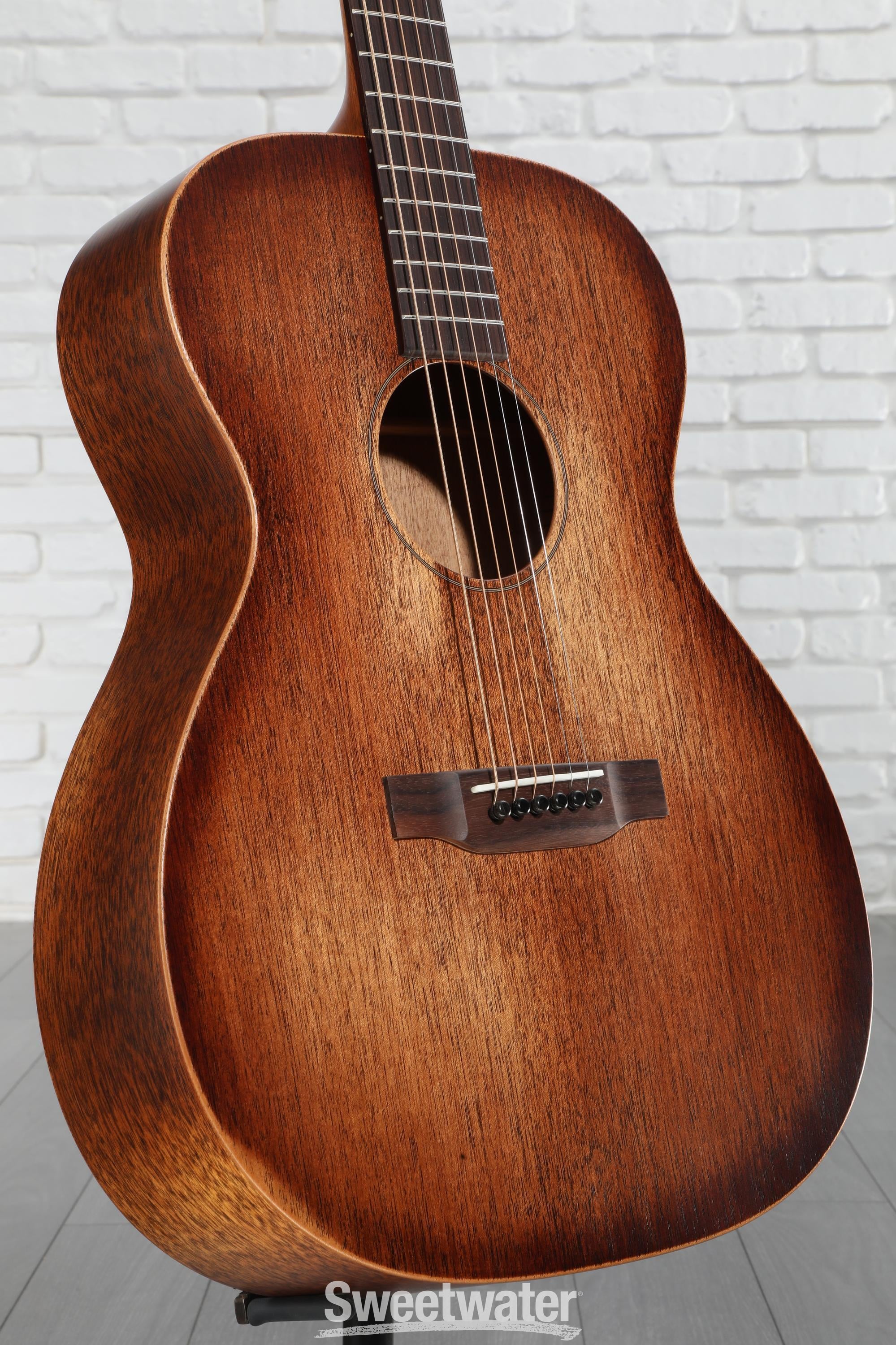 Martin 000-15M StreetMaster Acoustic Guitar - Distressed Burst