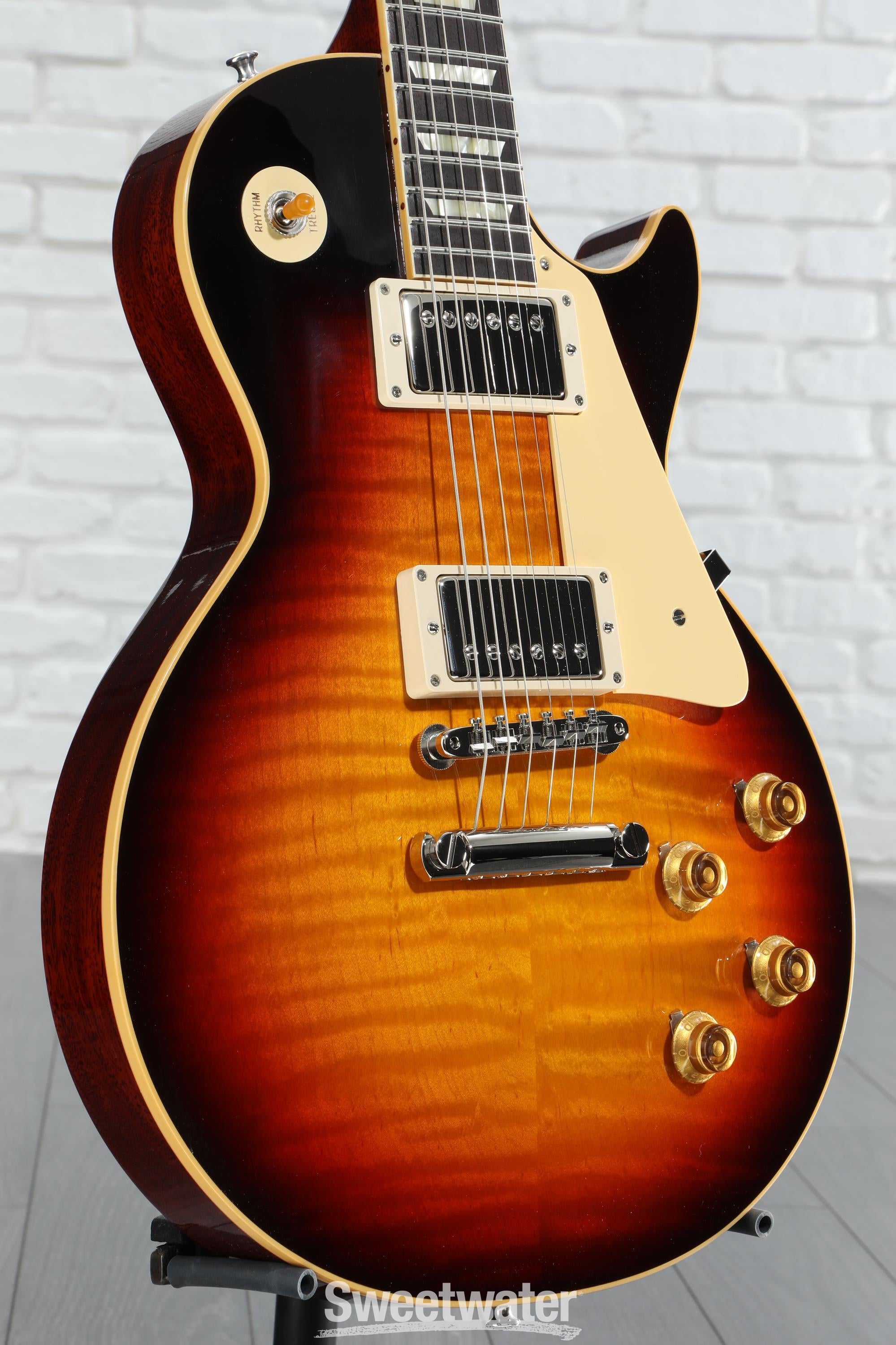 ＴＨＥ　ＢＥＡＵＴＹ　ＯＦ　ＴＨＥ　’ＢＵＲＳＴ Ｇｉｂｓｏｎ　Ｓｕｎｂｕｒｓｔ GibsonCustomShop1959LesPaulSta