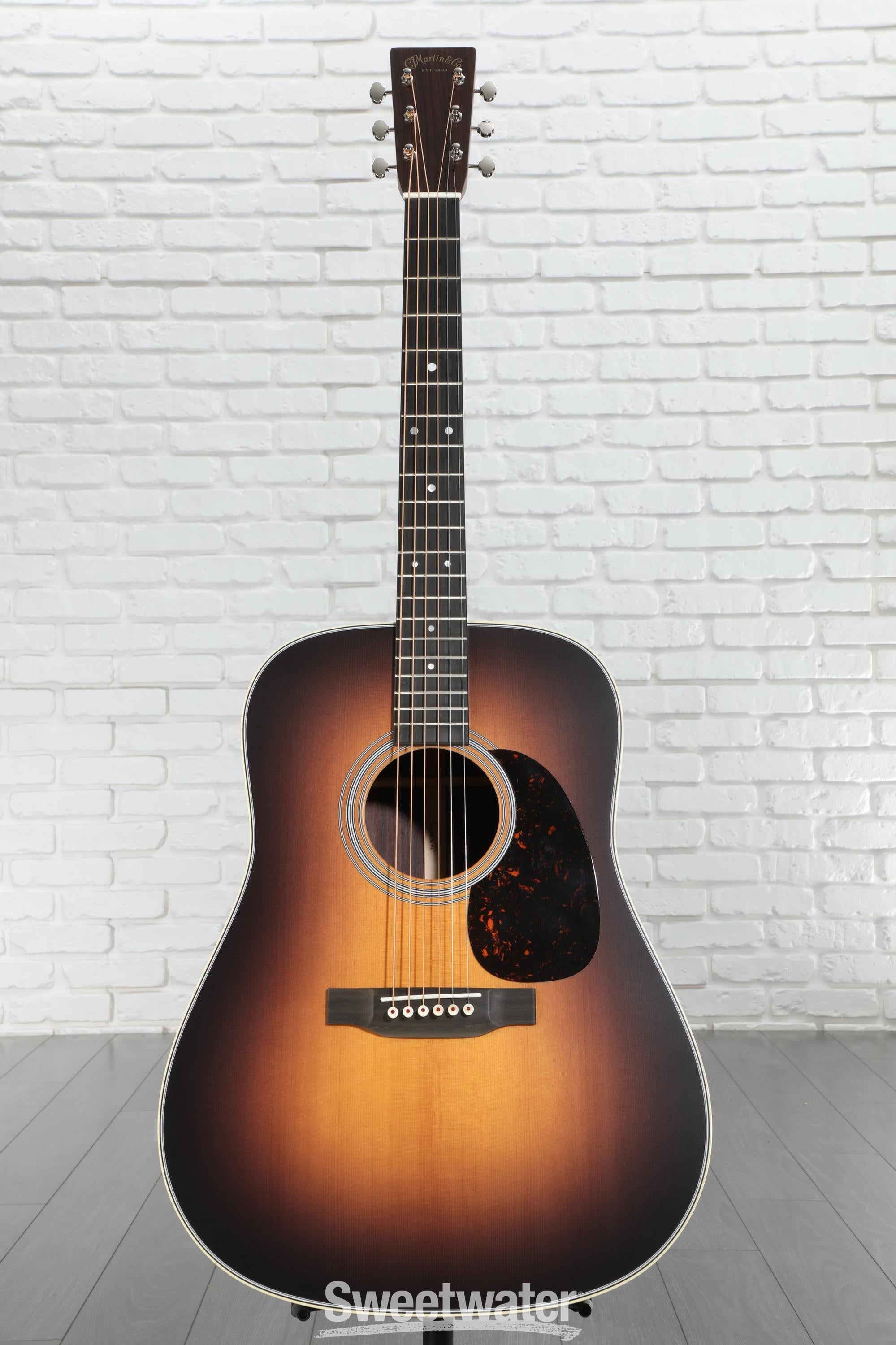 2023年製/USA】Martin D-28 Satin Amburburst Martin D-28 Satin