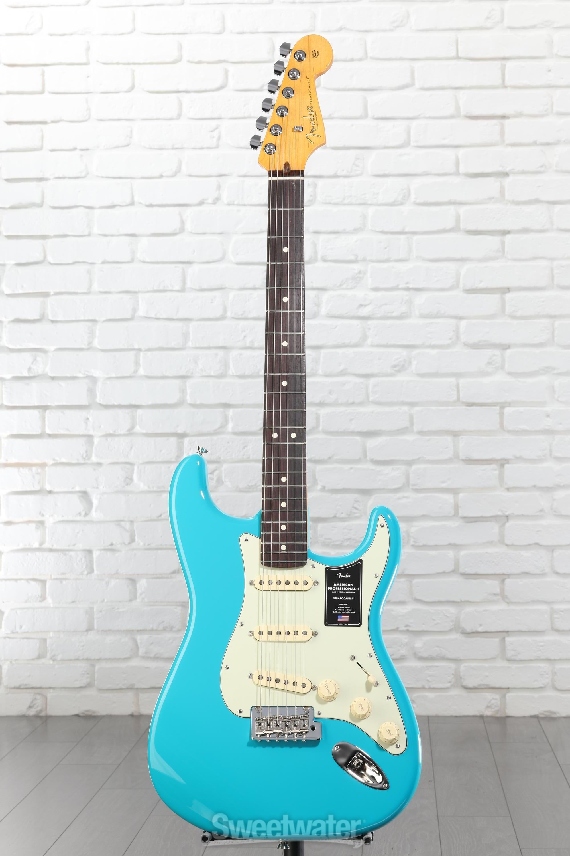 Fender American Professional II Stratocaster - Miami Blue with