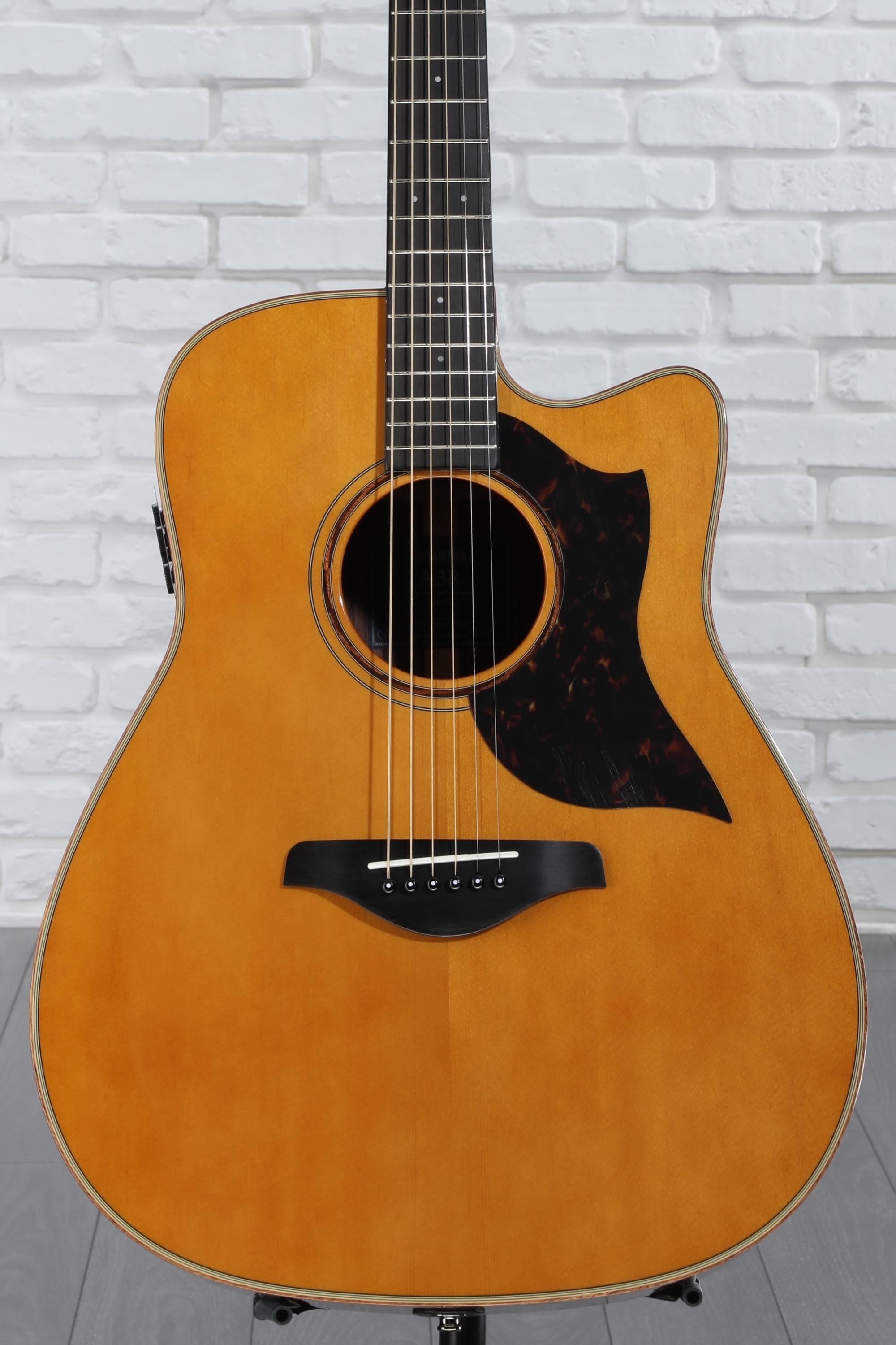 Yamaha A3R ARE Acoustic-electric Guitar - Vintage Natural