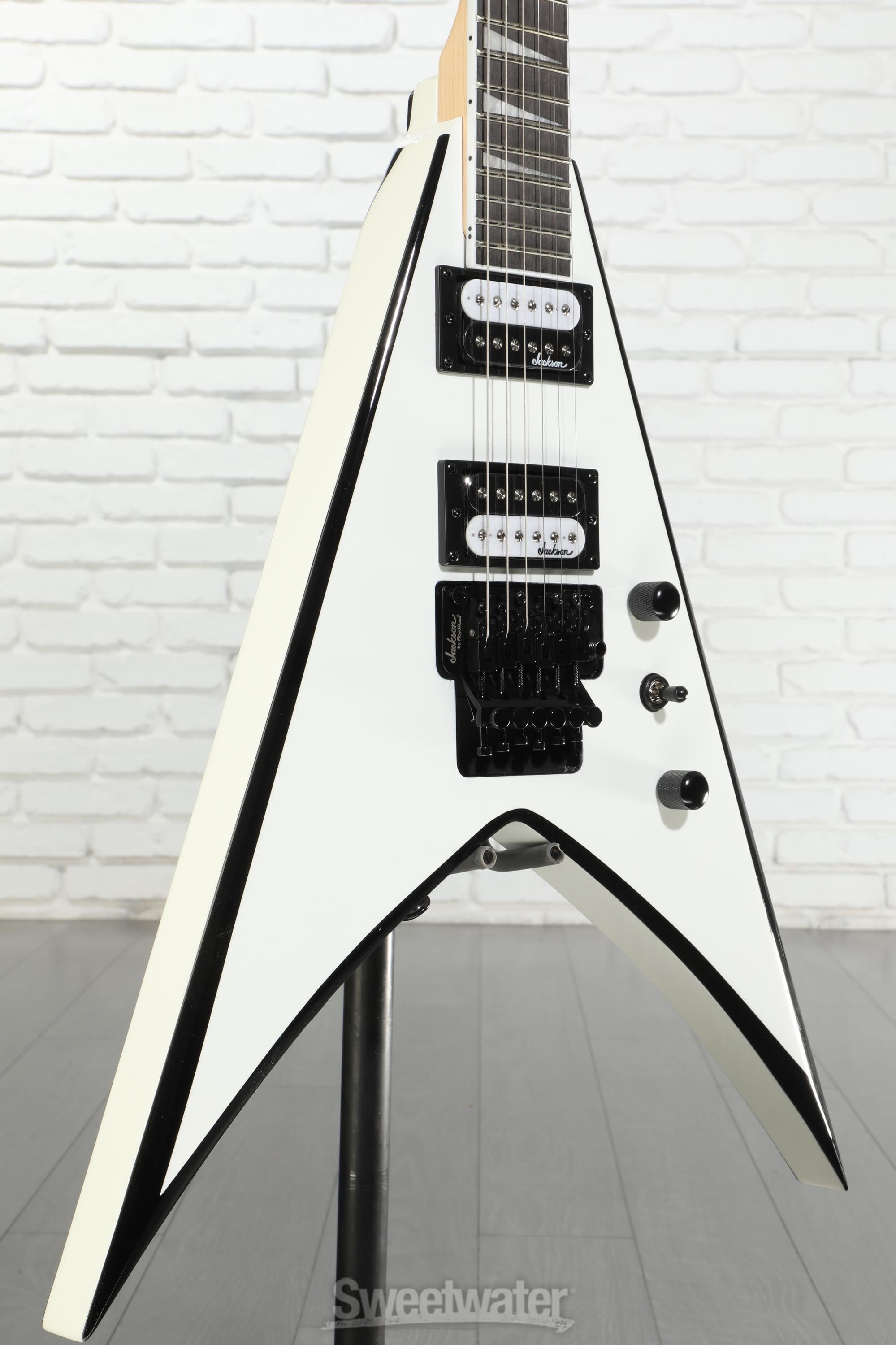 Jackson JS Series King V JS32 - White with Black Bevels | Sweetwater