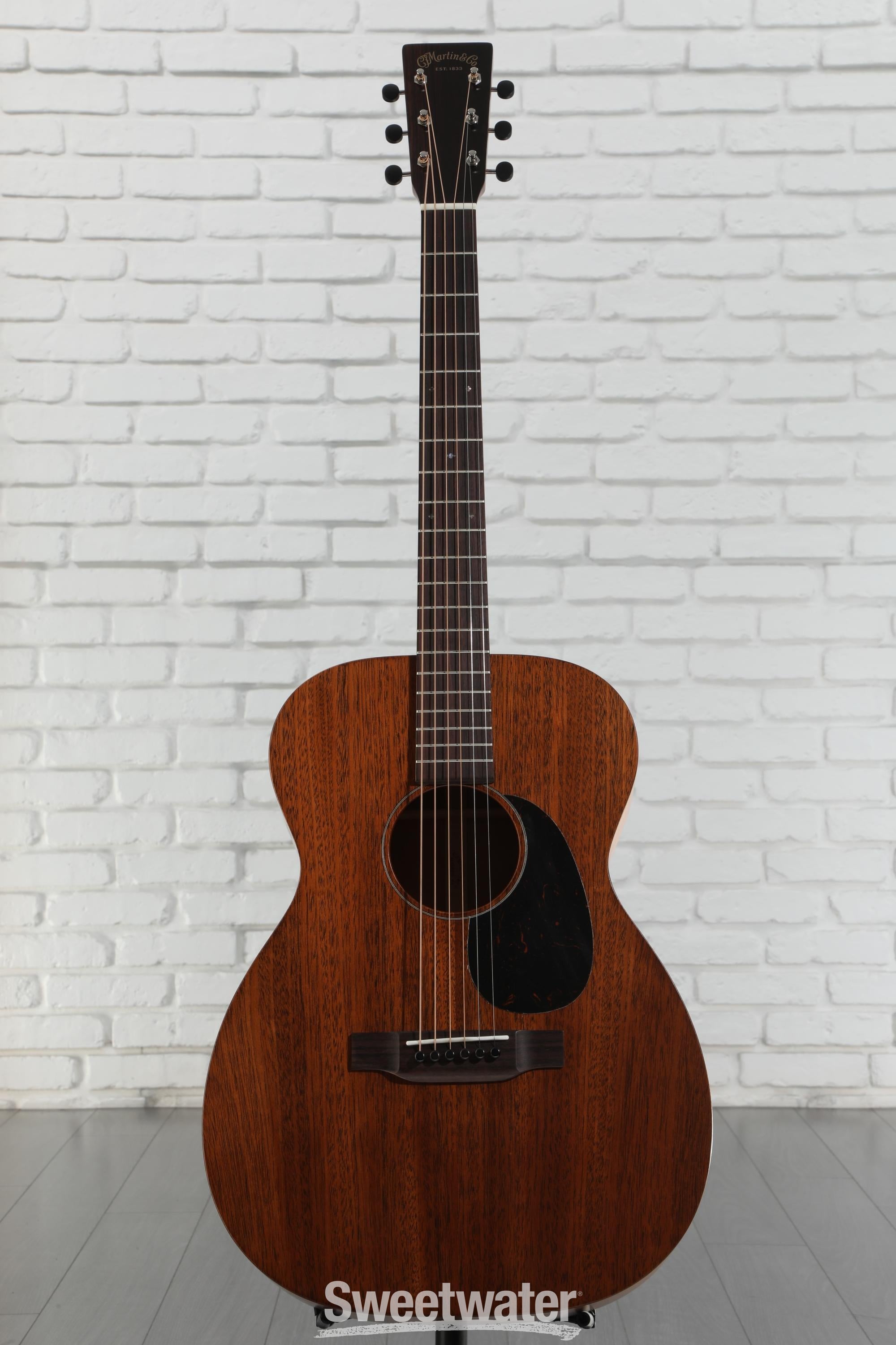 Martin 00-15M Acoustic Guitar - Satin Natural Mahogany