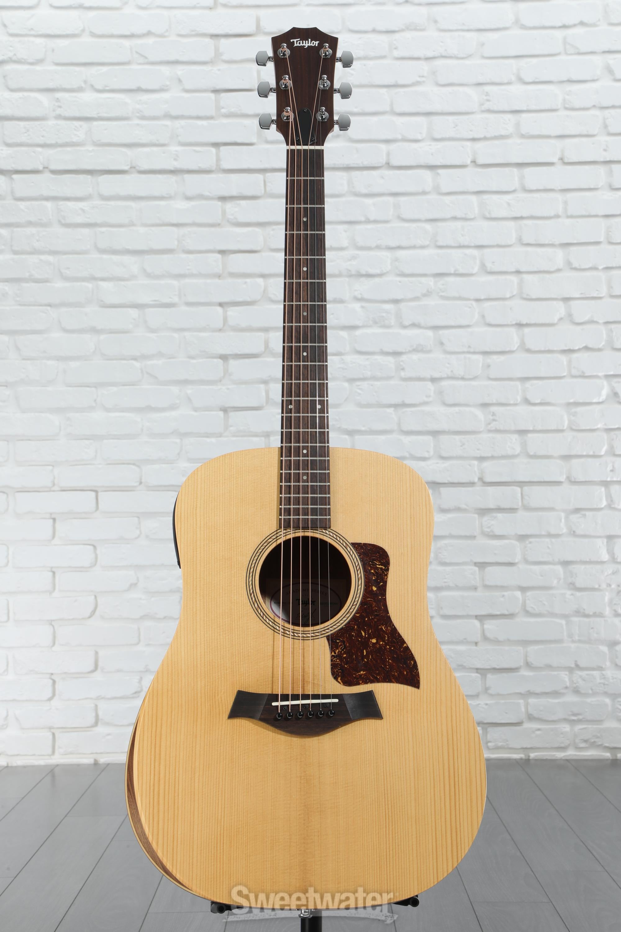Taylor Academy 10e Acoustic-electric Guitar - Natural