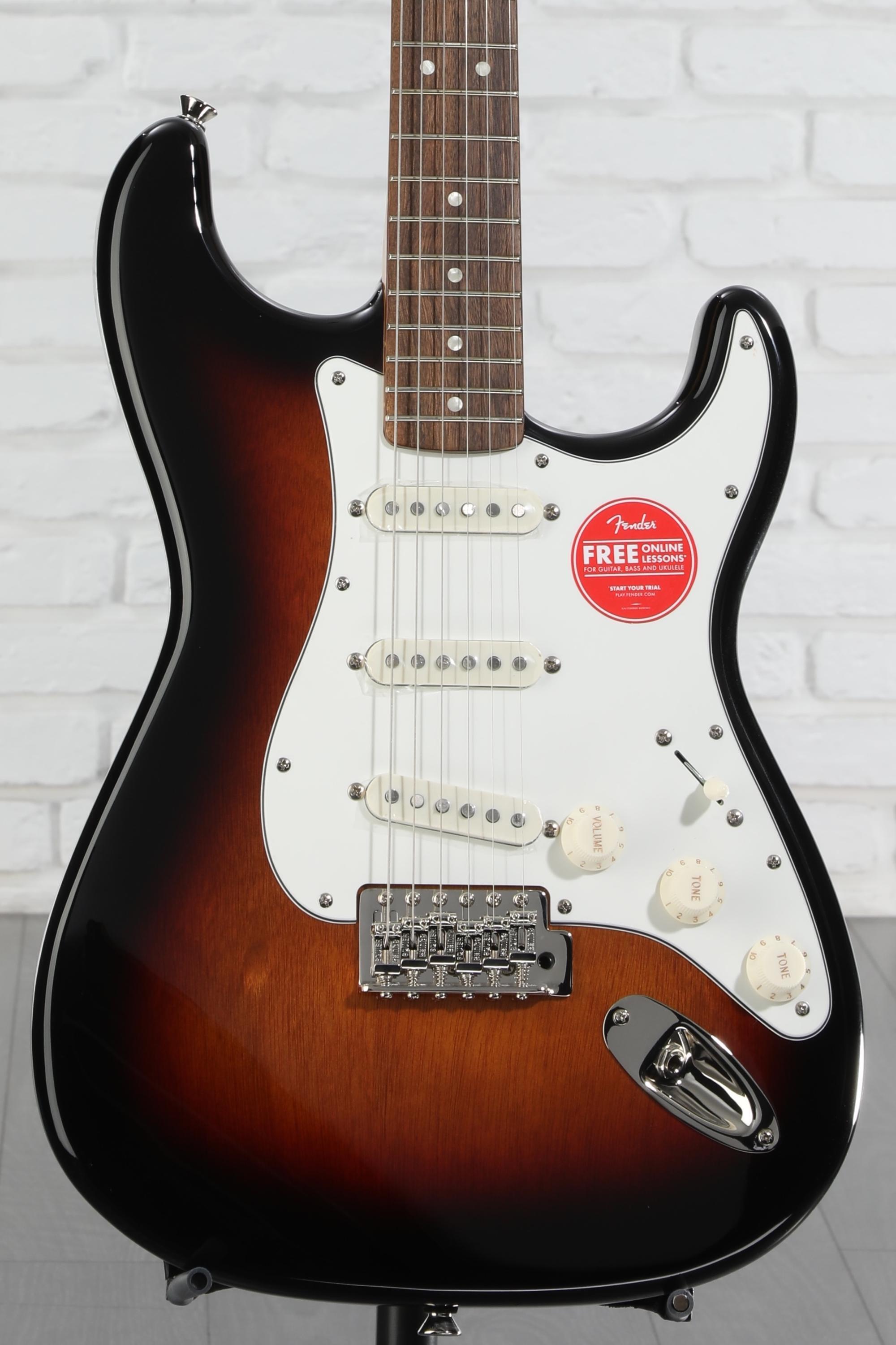Squier Classic Vibe 60’s Strat Squier Classic Vibe '60s Stratocaster Shell Pink w/Mint