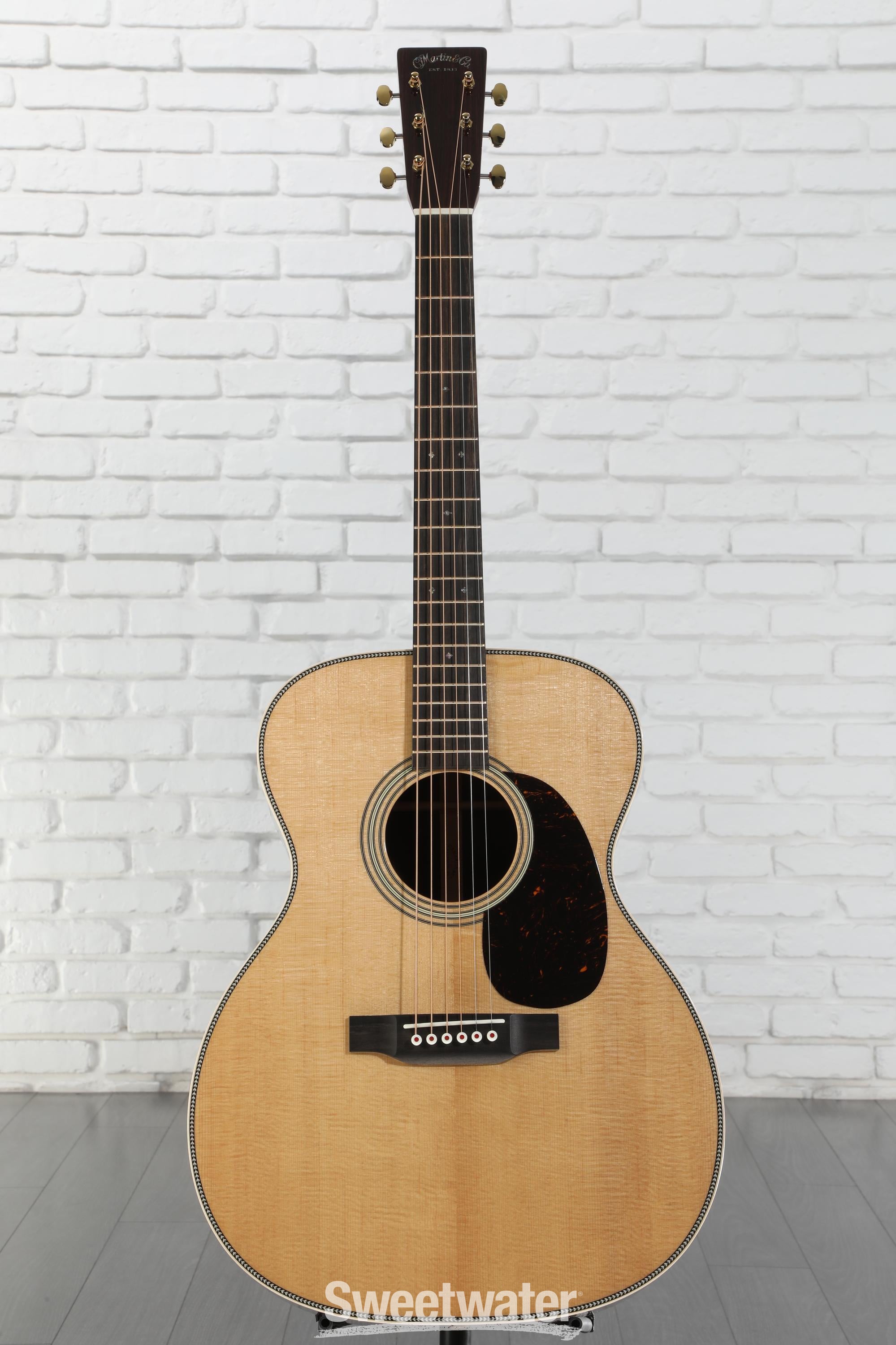 Martin 000-28 Modern Deluxe Acoustic Guitar - Natural