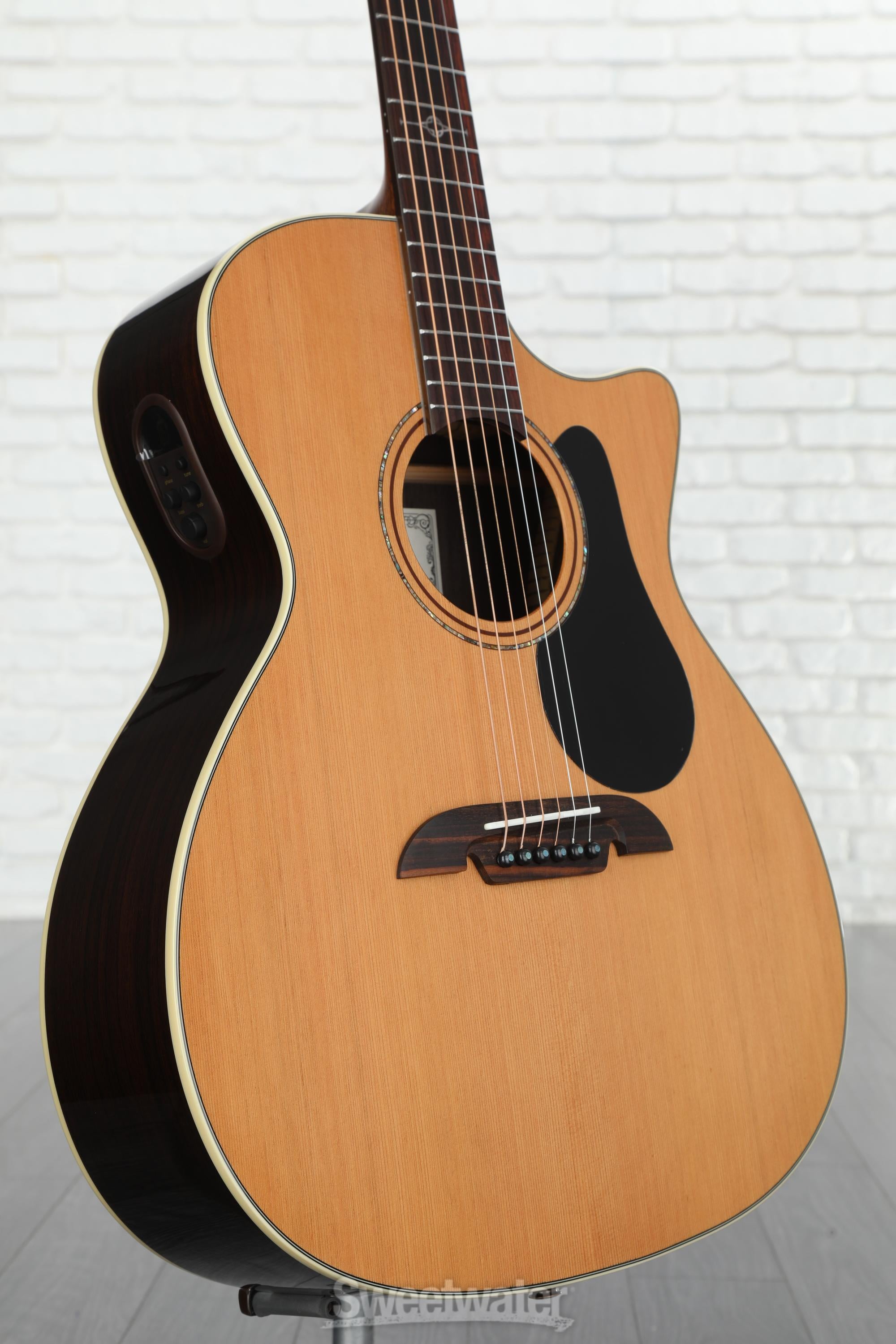 Photo of Alvarez AG75CE Artist Series Acoustic-electric Guitar - Natural