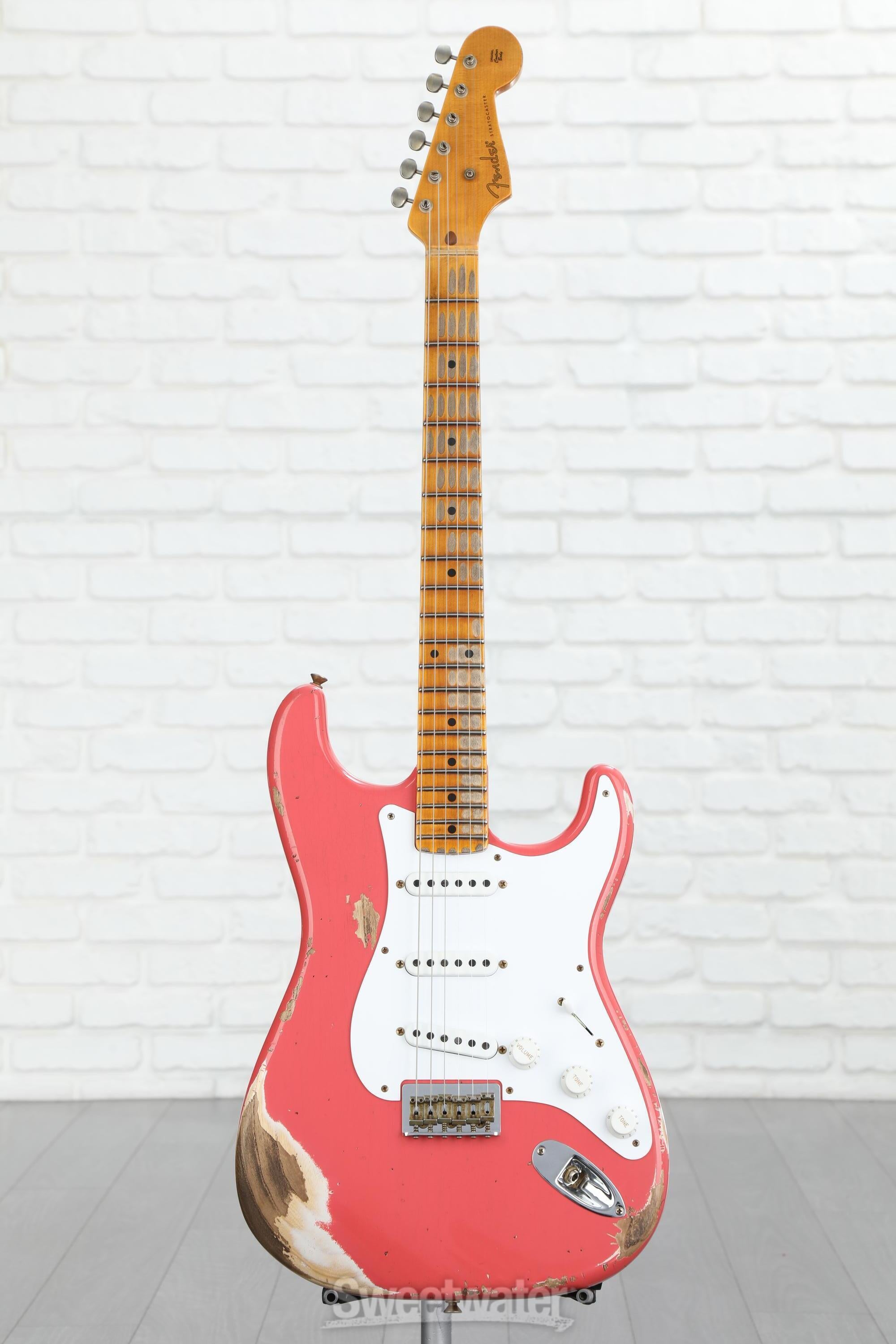 素晴らしい Fender Custom Hardtail Stratocaster '54 Limited-edition Shop ギター
