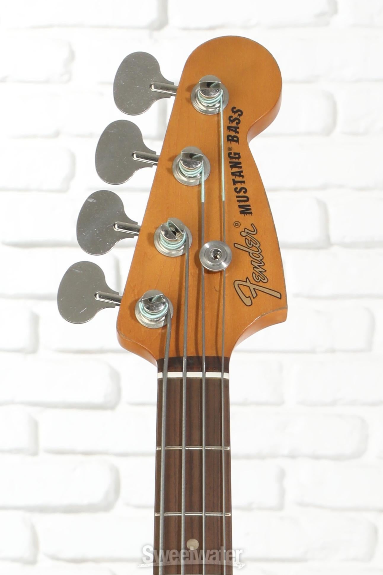 Fender JMJ Road Worn Mustang Bass Guitar - Faded Daphne Blue