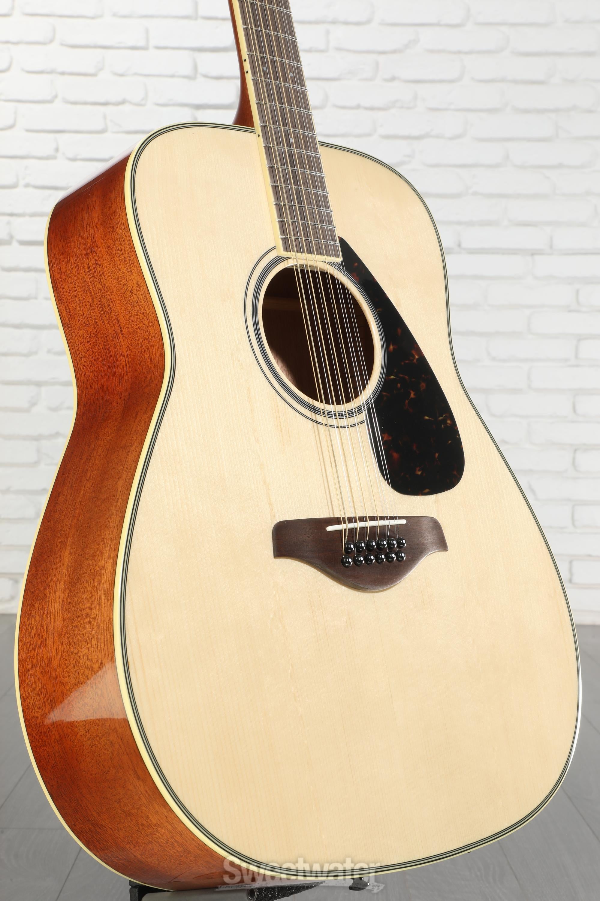 Yamaha FG820-12 12-string Acoustic Guitar - Natural | Sweetwater