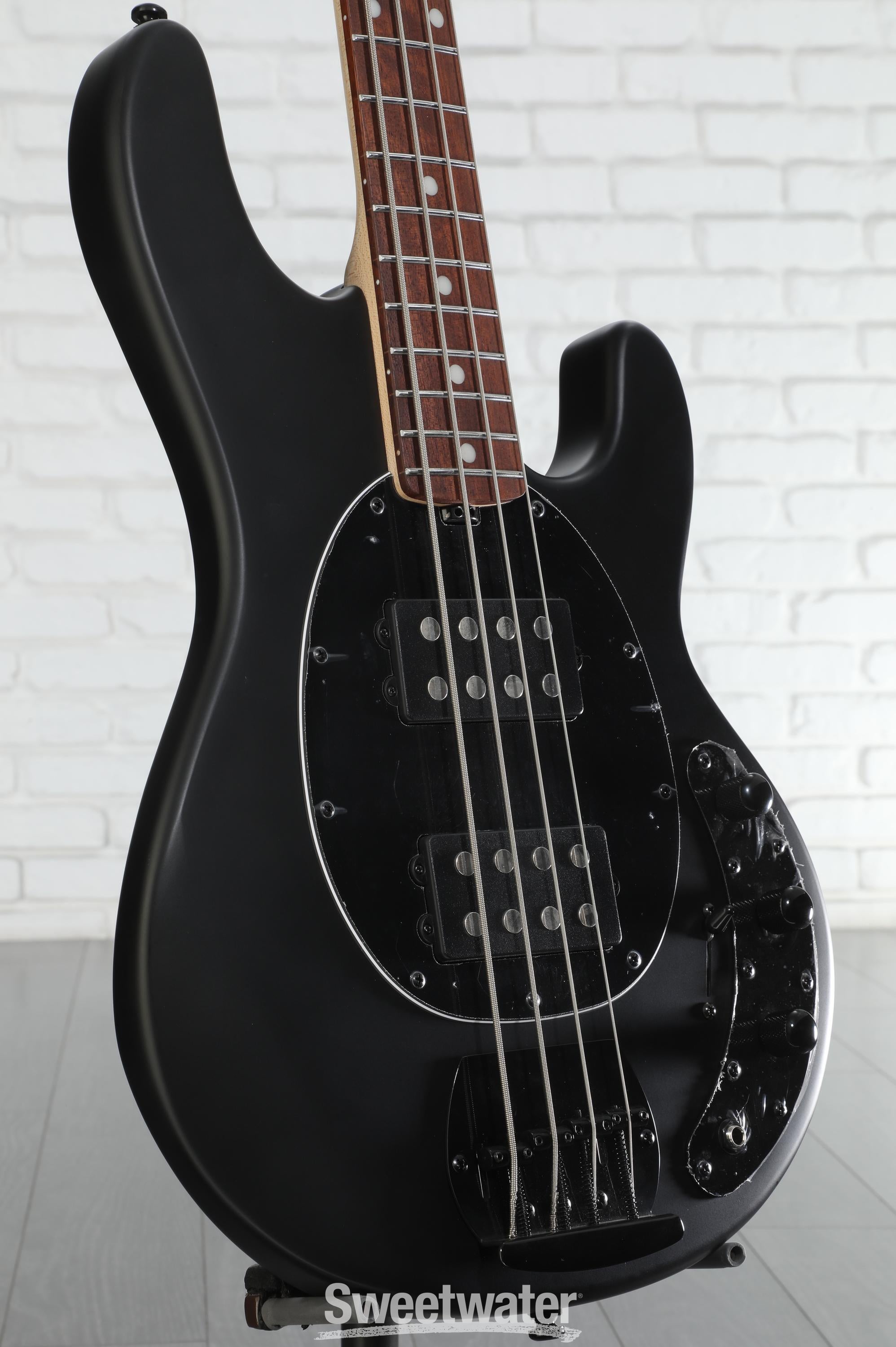 MUSIC MAN StingRay Stealth Black ベース Sterling By Music Man StingRay RAY4HH Bass Guitar - Stealth