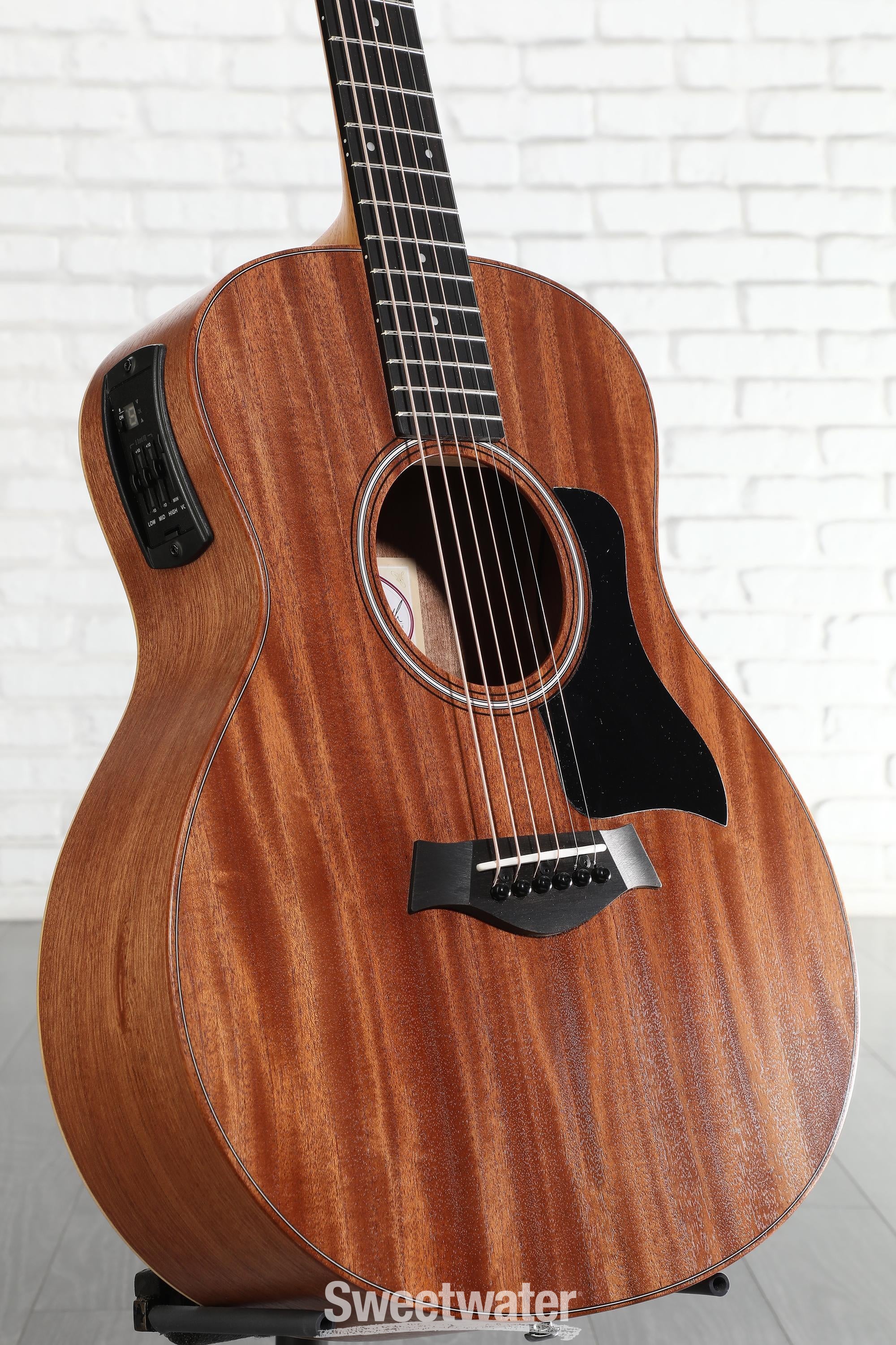 Taylor GS Mini-e Mahogany Acoustic-electric Guitar - Natural