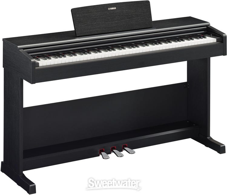 DISC Yamaha P-95 Digital Piano + Stand & Pedal Board, Black