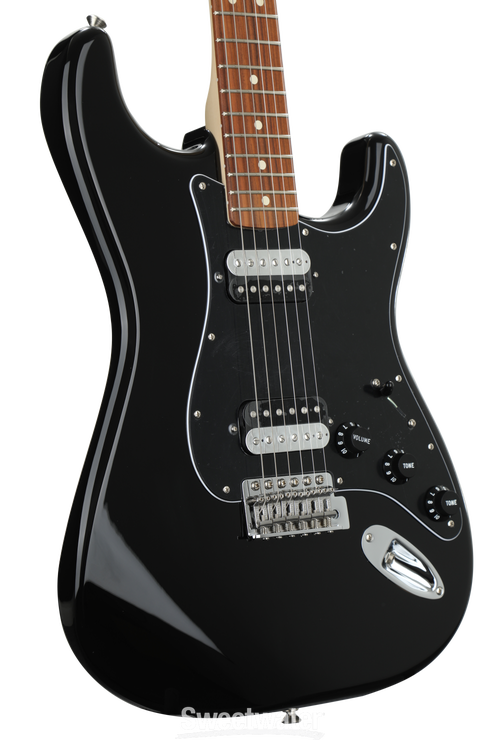 Fender Standard Stratocaster HH - Black with Pau Ferro Fingerboard
