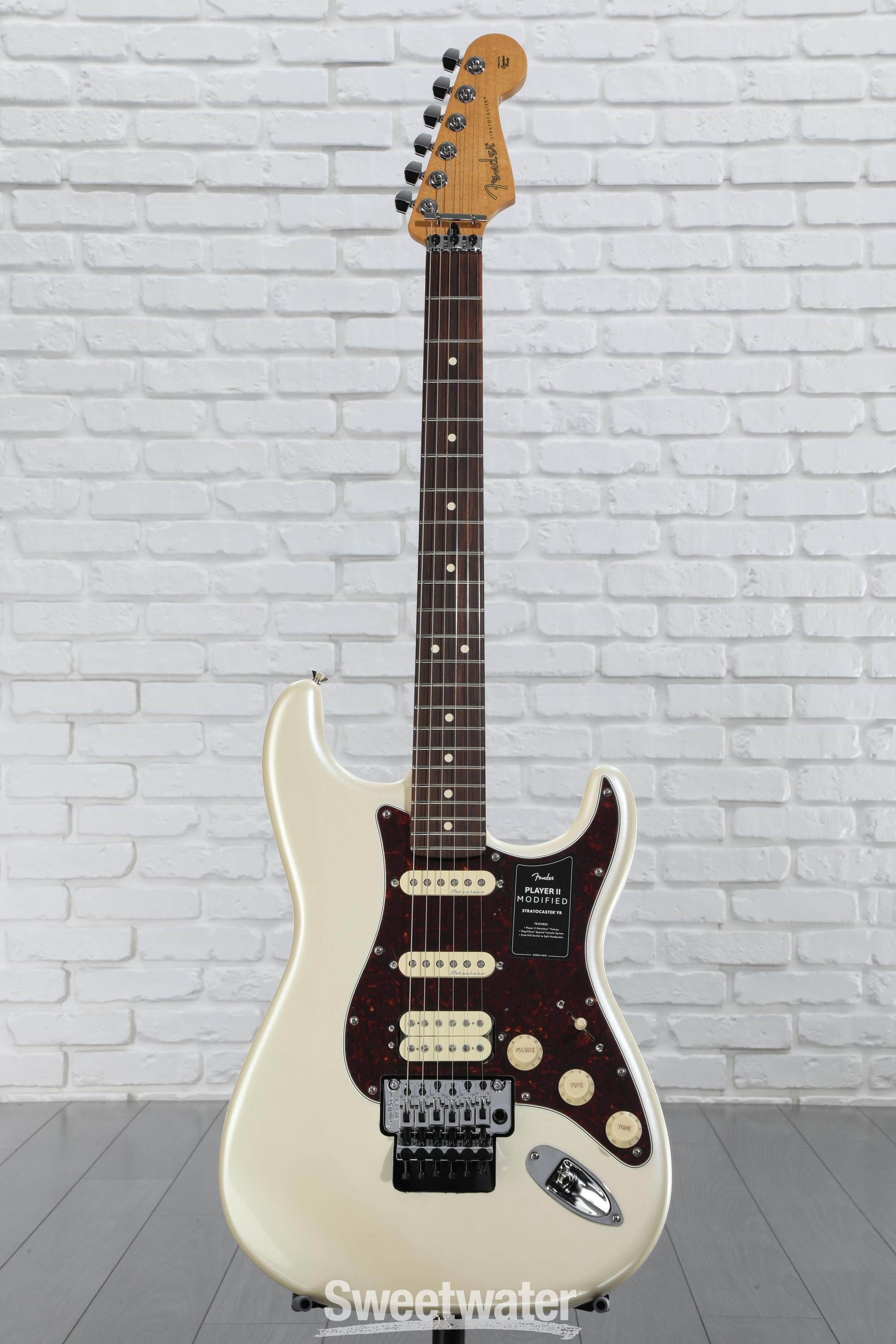 ギター Fender Stratocaster with Floyd Rose H75917000002001-00-600x600.jpg