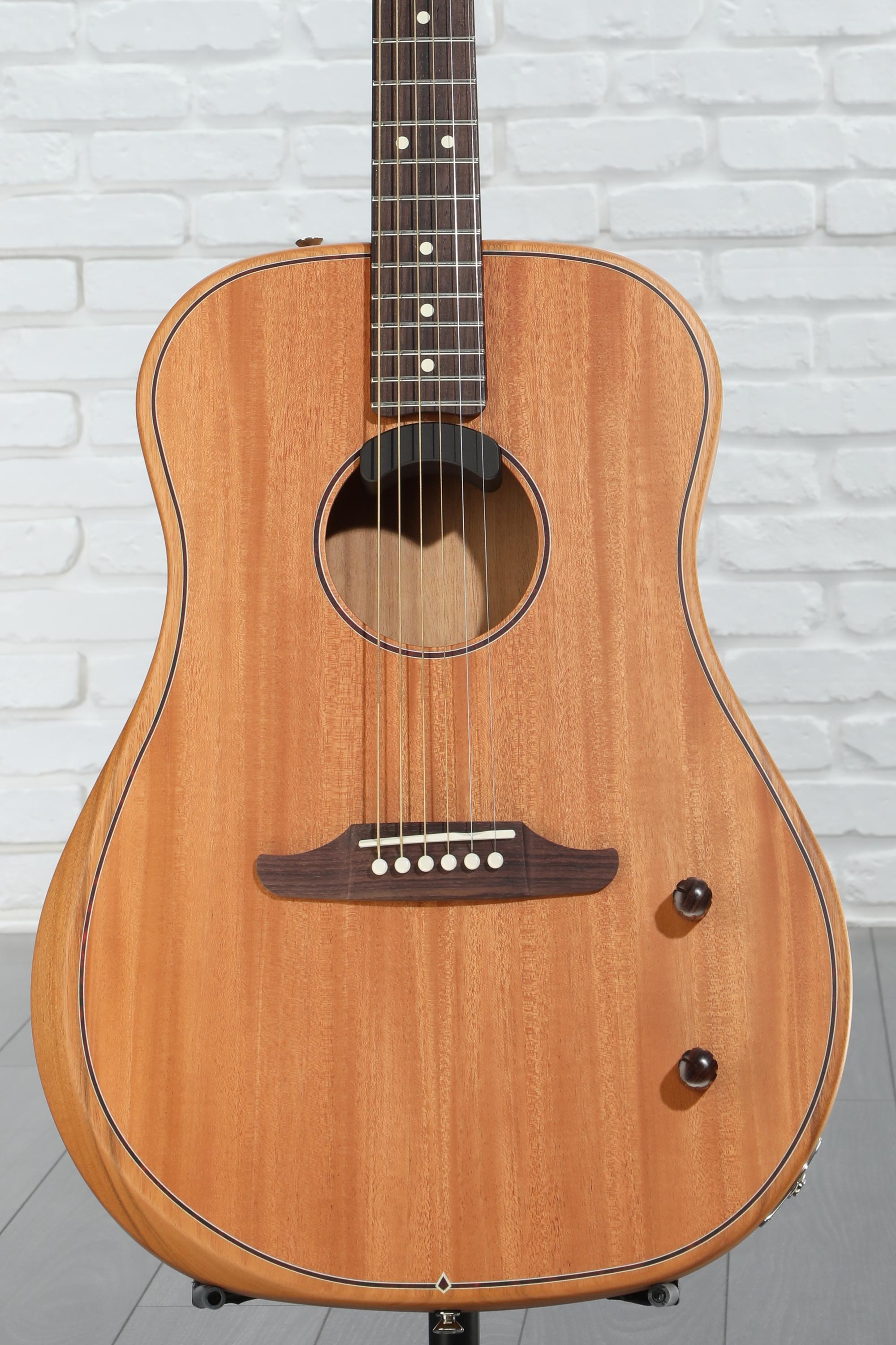 Highway Series™ Dreadnought – Fender