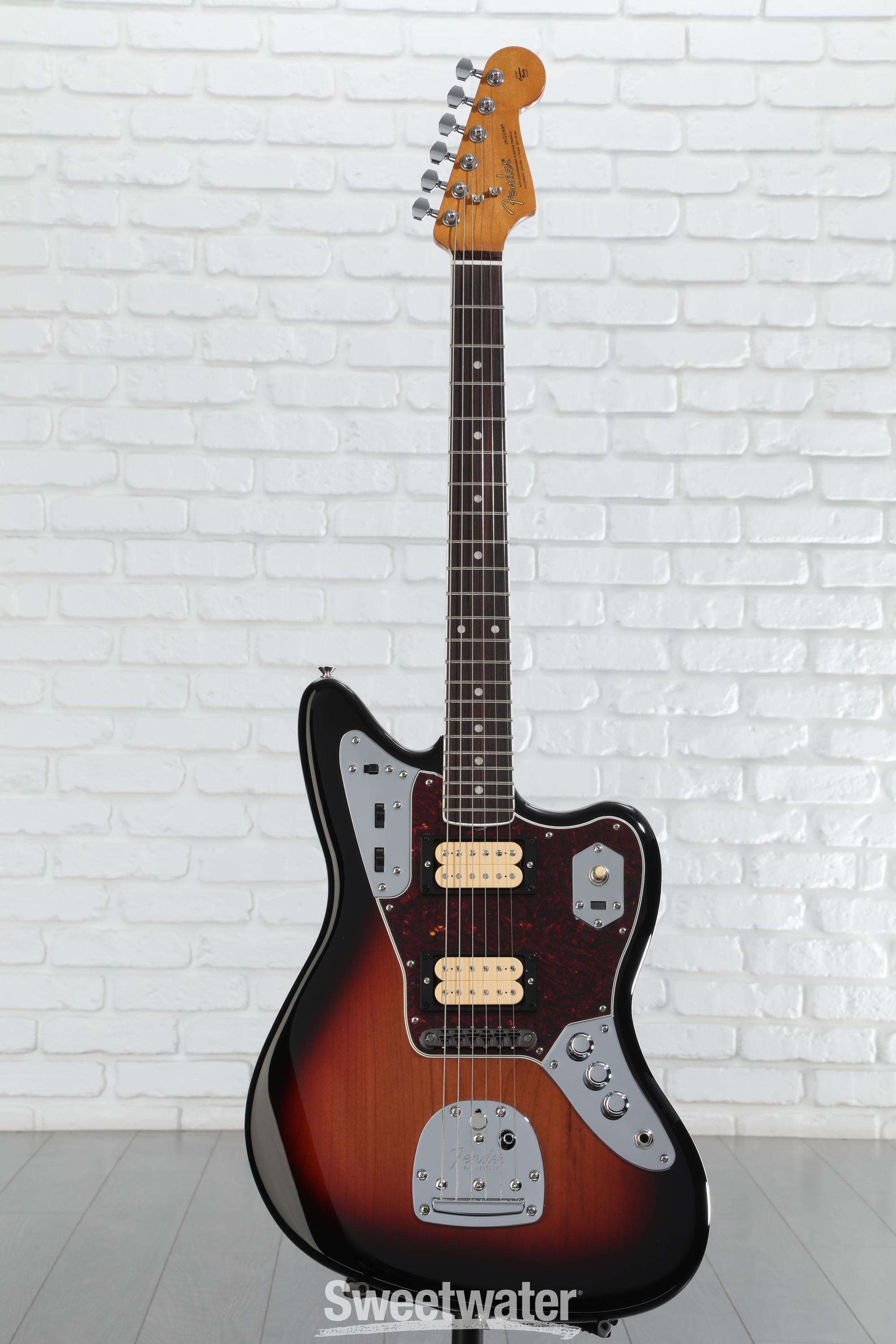 Fender Kurt Cobain Jaguar Electric Guitar - 3-Tone Sunburst