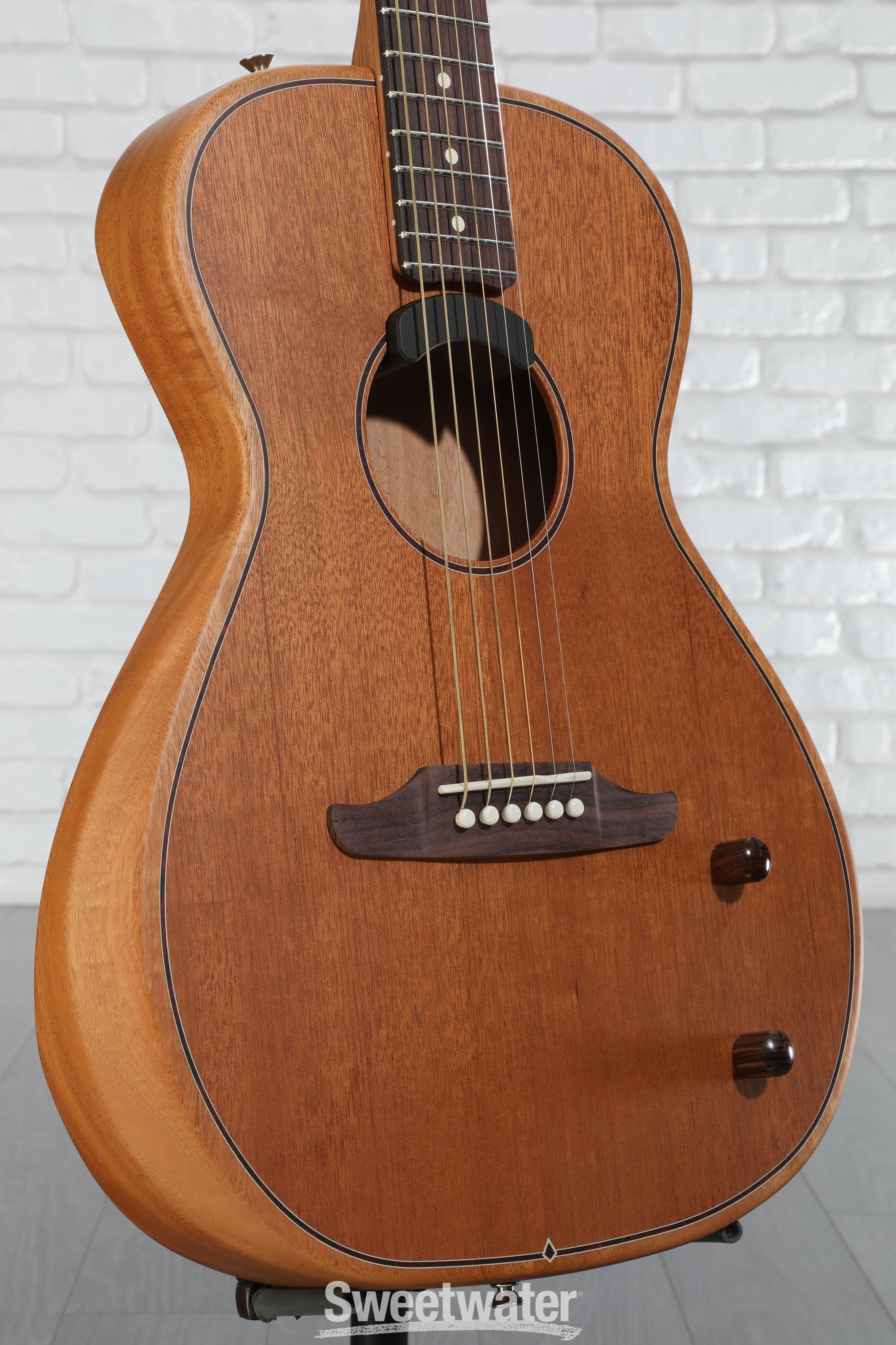 fender-highway-series-parlor-