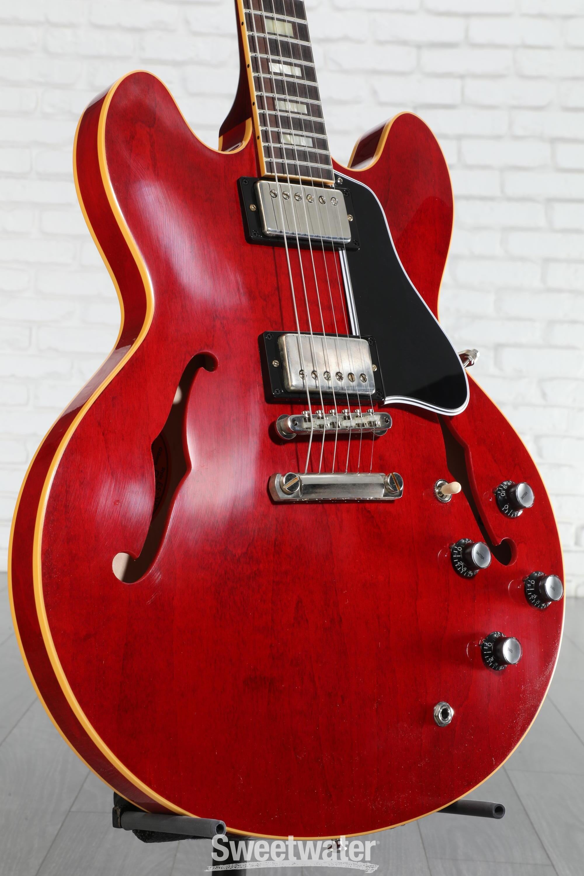 ギター Gibson Custom Shop 1964 ES-335 VOS Gibson Custom 1964 ES-335 Reissue VOS Semi-Hollow Electric Guitar