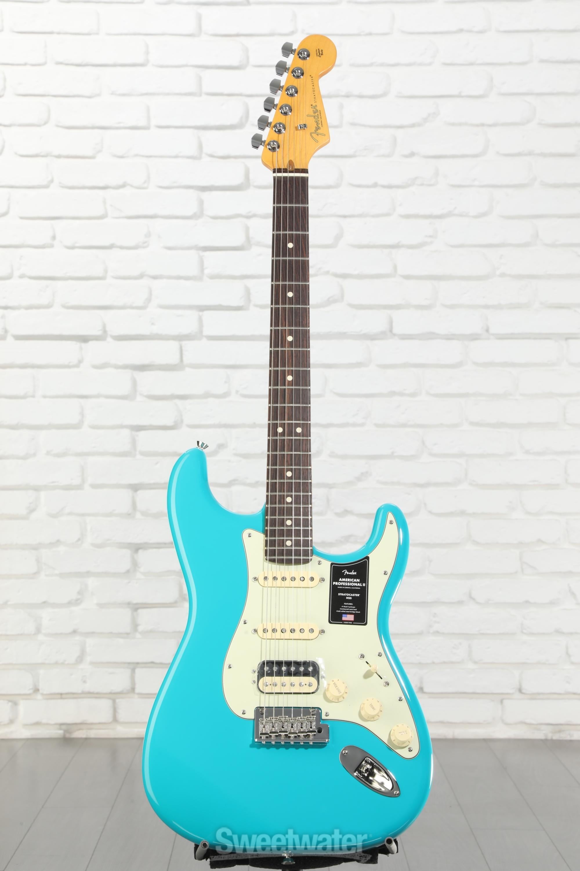 Fender American Professional II Stratocaster HSS - Miami Blue with