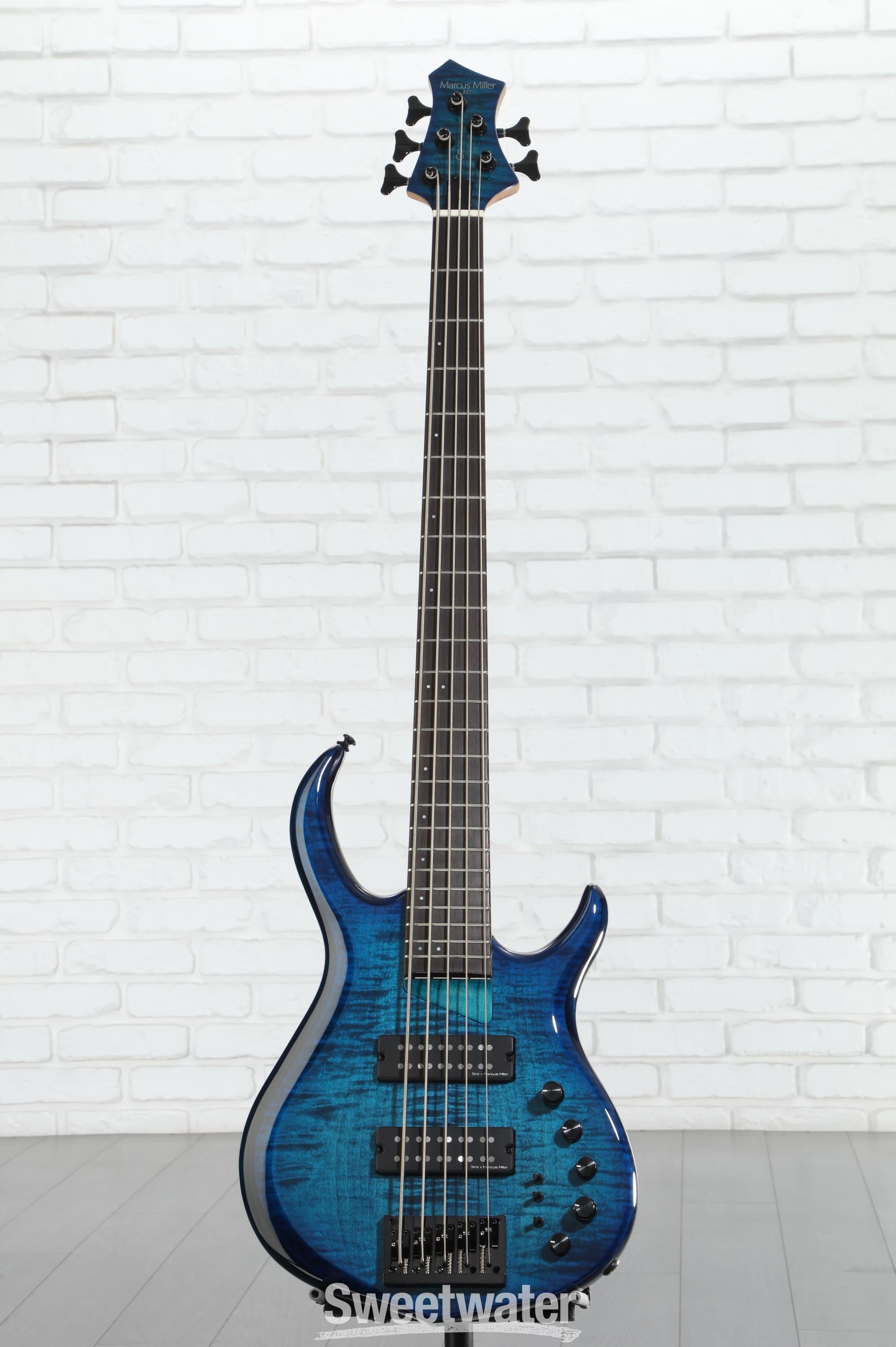 Sire Marcus Miller M7 Alder 5-string Bass Guitar