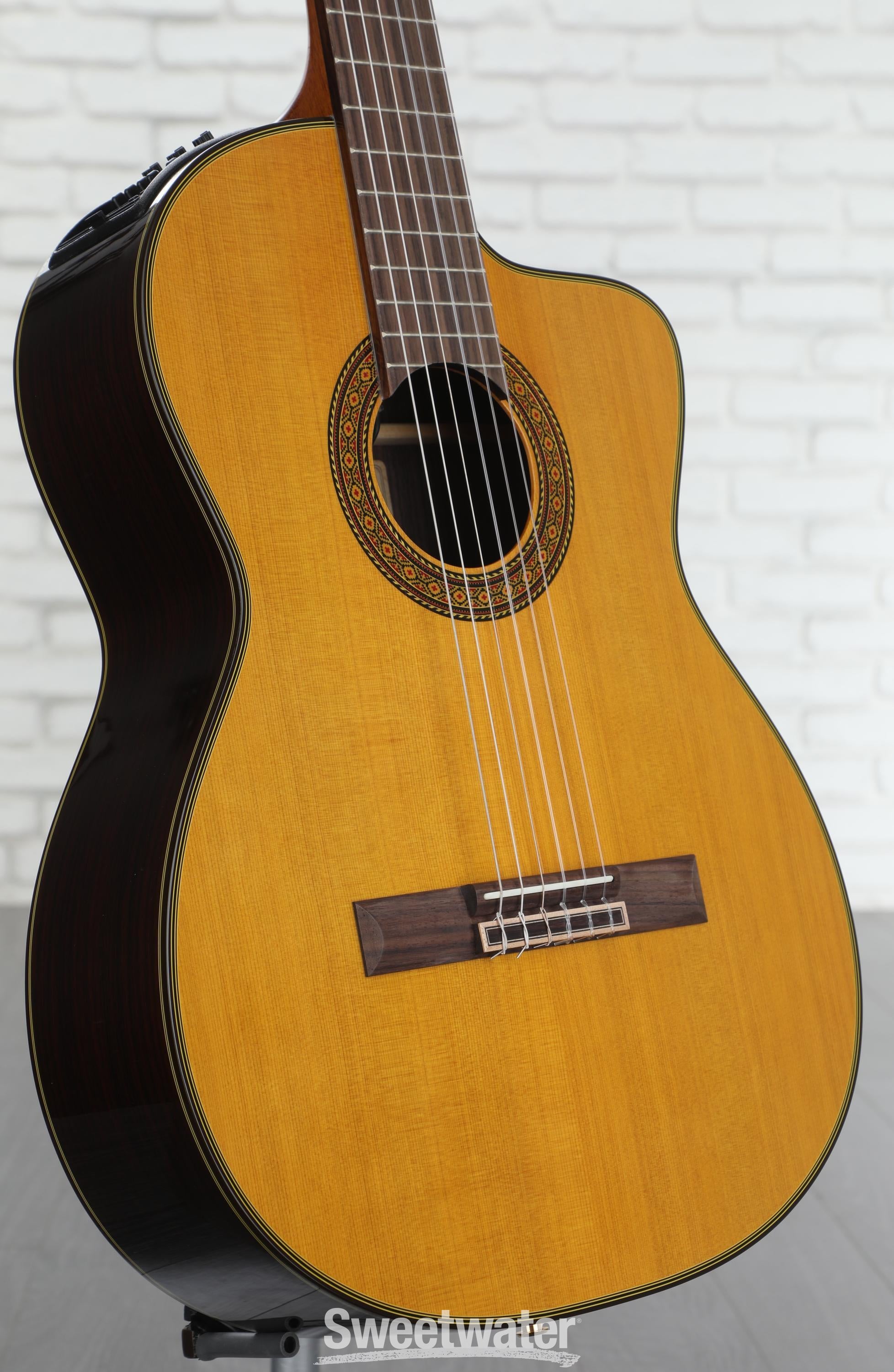 Takamine TC132SC Nylon-string Acoustic-electric Guitar