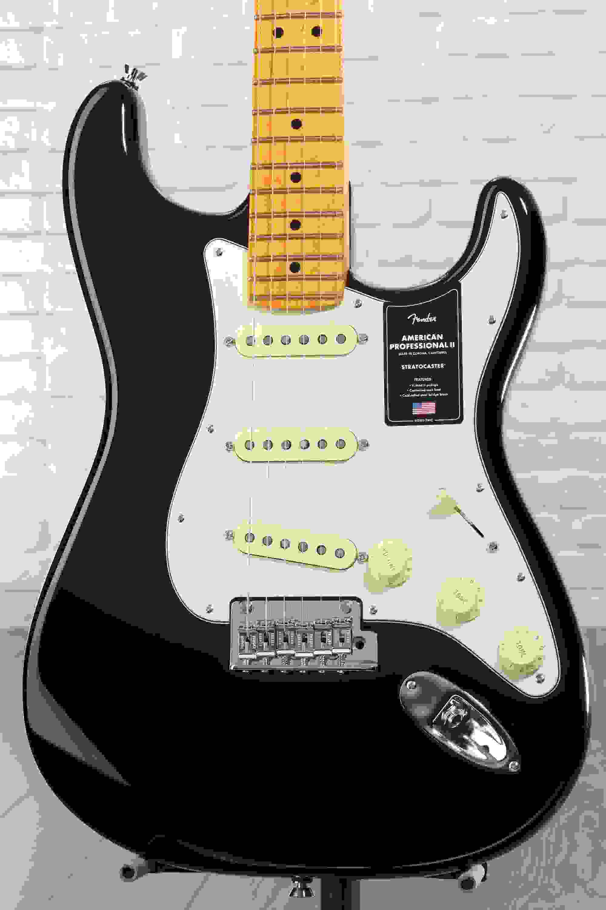 Fender American Professional II Stratocaster - Black with Maple Fingerboard