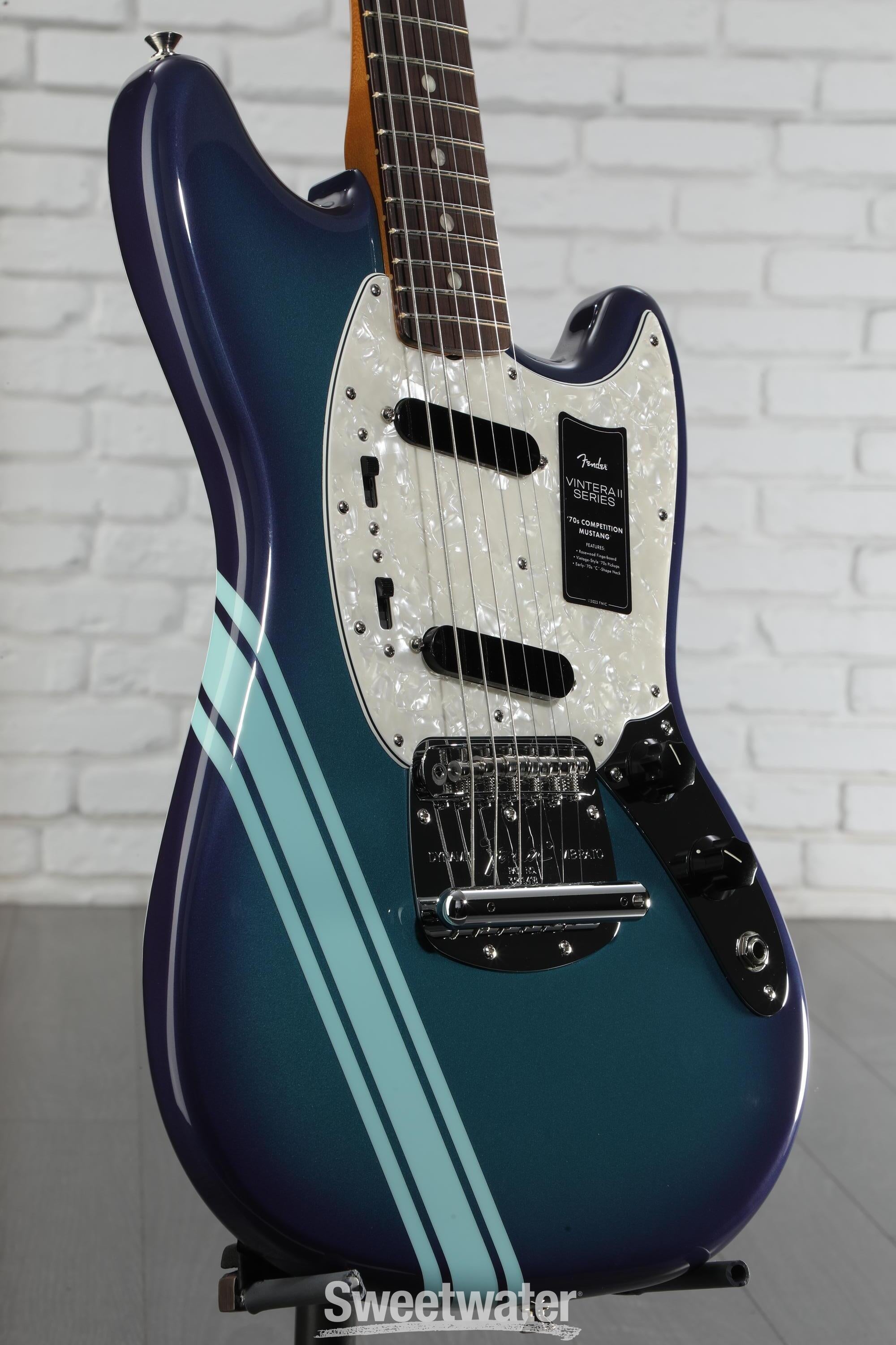 Fender Vintera II '70s Mustang Electric Guitar - Competition Burgundy