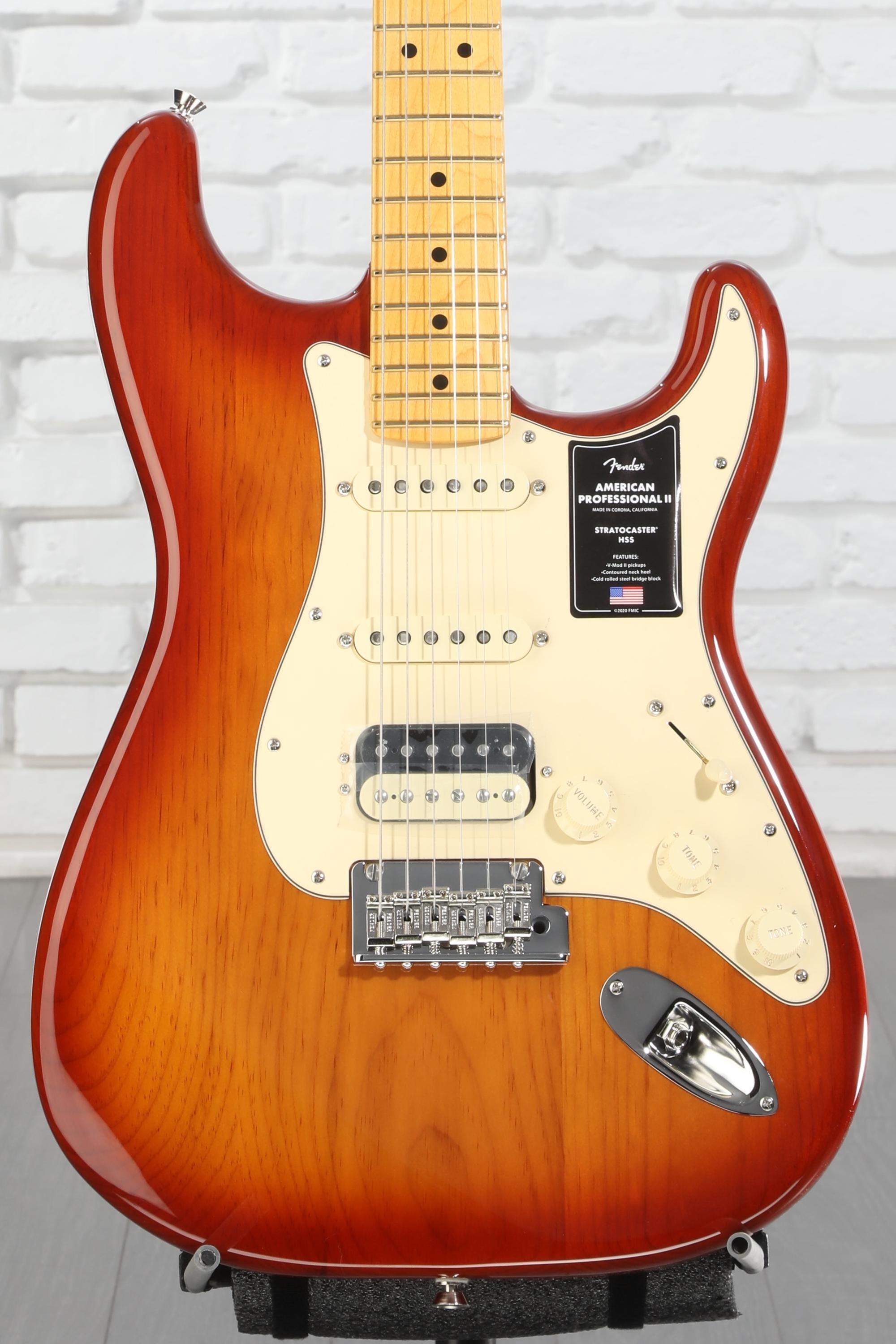 Fender American Professional II Stratocaster HSS - Sienna Sunburst