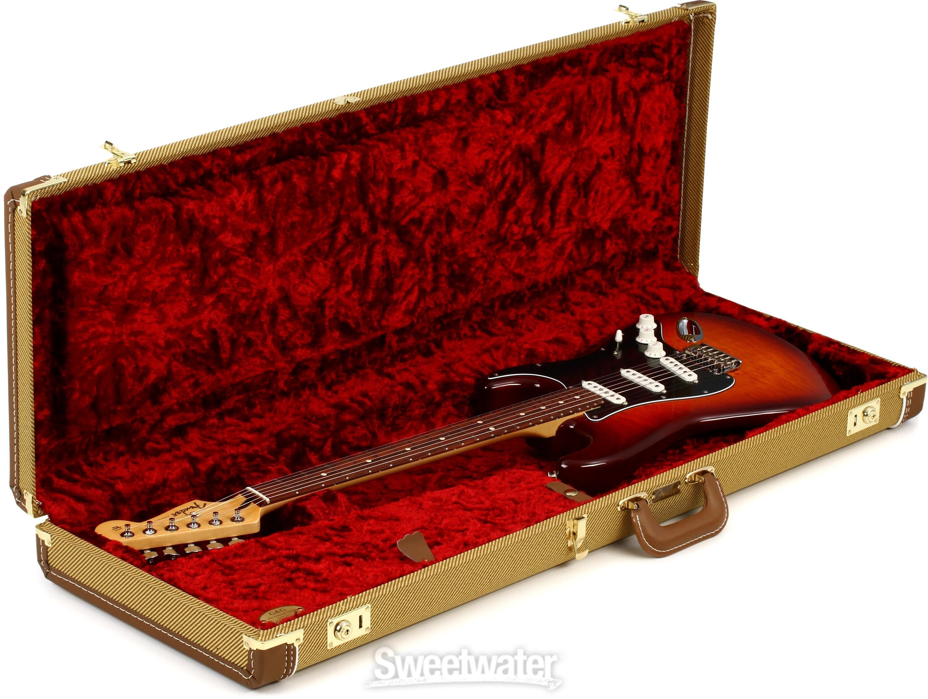 Fender G&G Deluxe Hardshell Case for Stratocaster / Telecaster - Tweed with  Red Poodle Plush Interior
