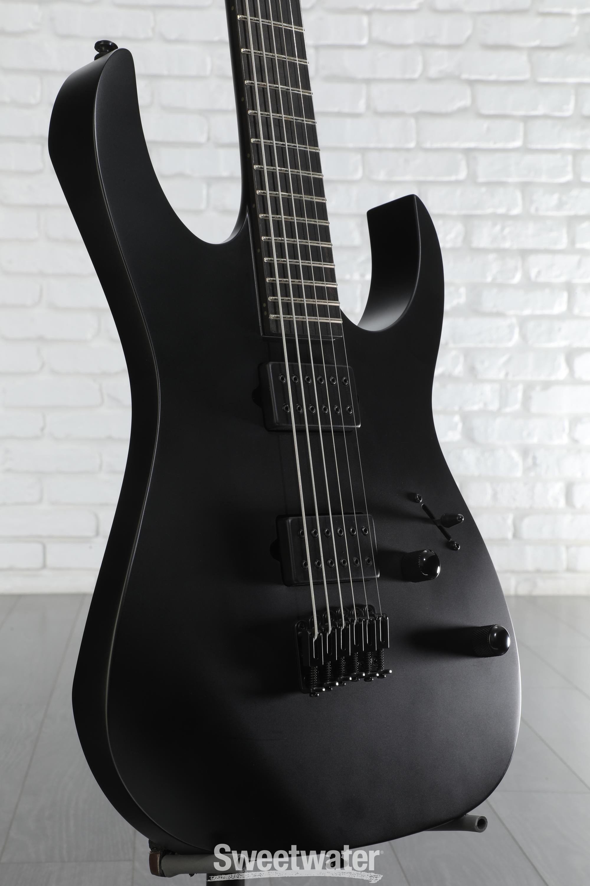 Ibanez Iron Label RG Baritone - Black Flat