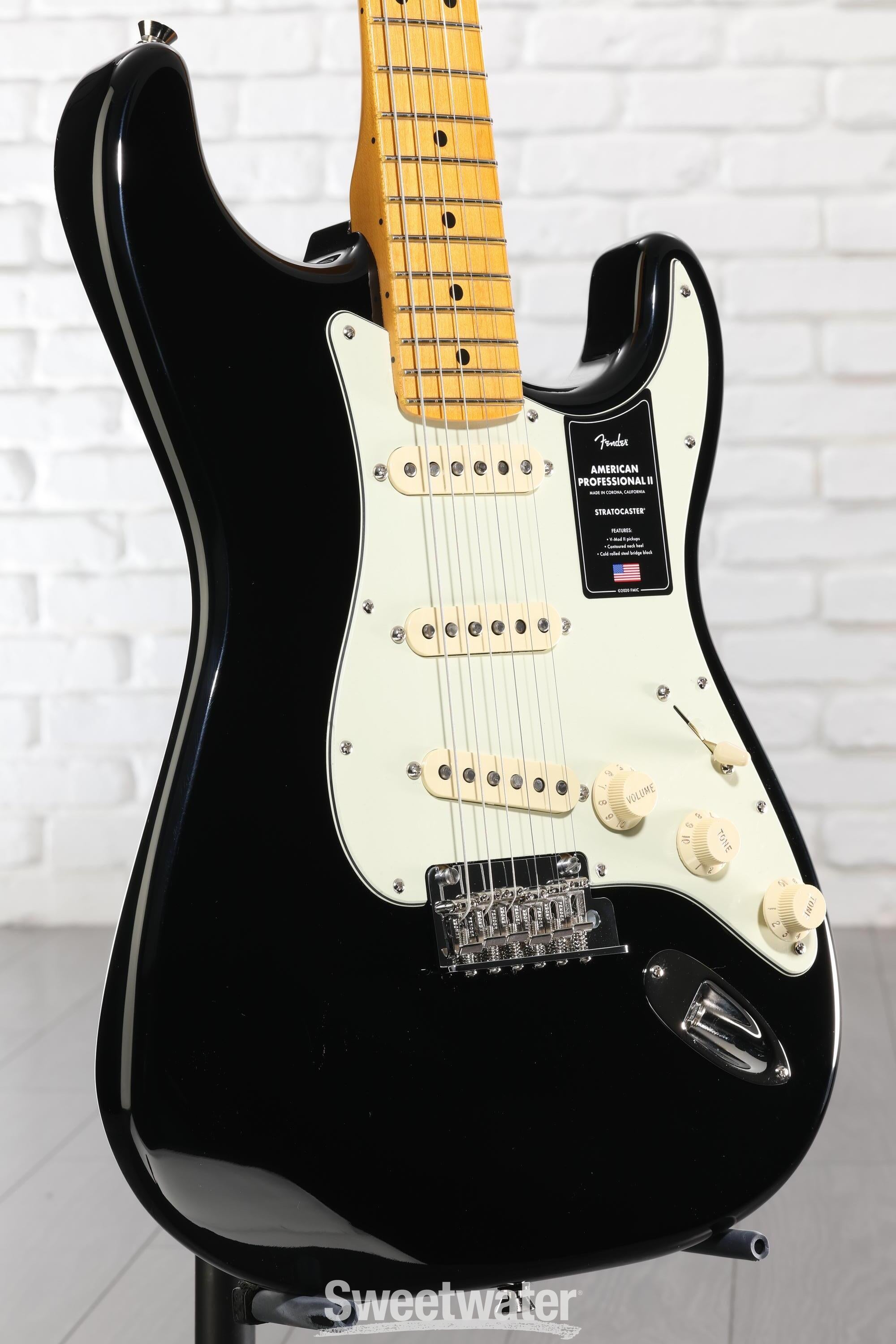 Fender American Professional II Stratocaster - Black with Maple