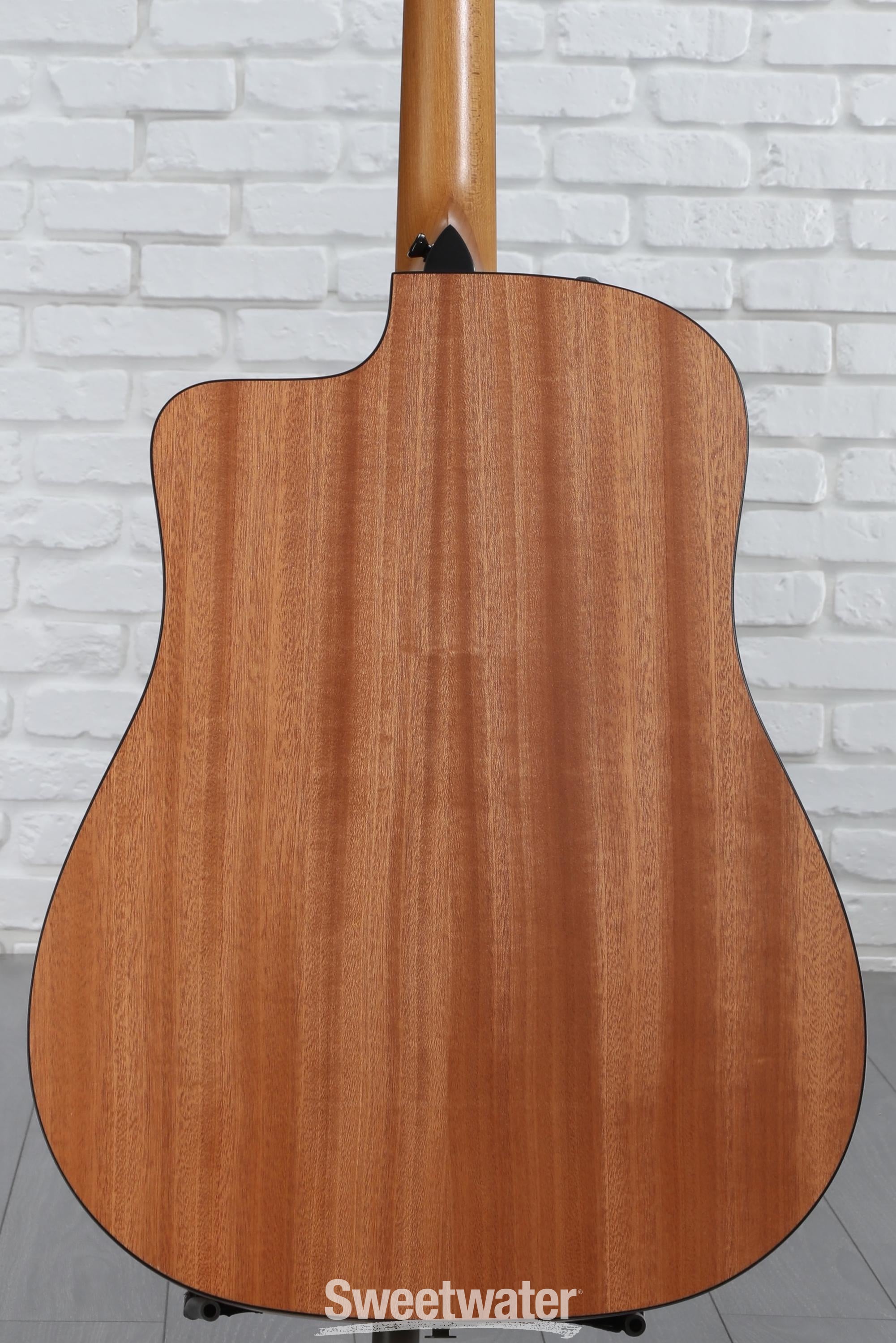 テイラー110-cc Taylor 110 Dreadnought - Natural | Sweetwater