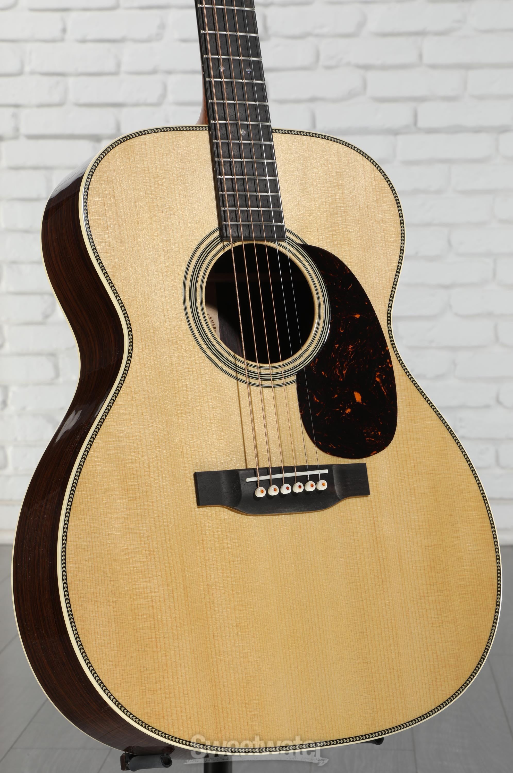 Martin 000-28 Standard Series Acoustic Guitar - Natural
