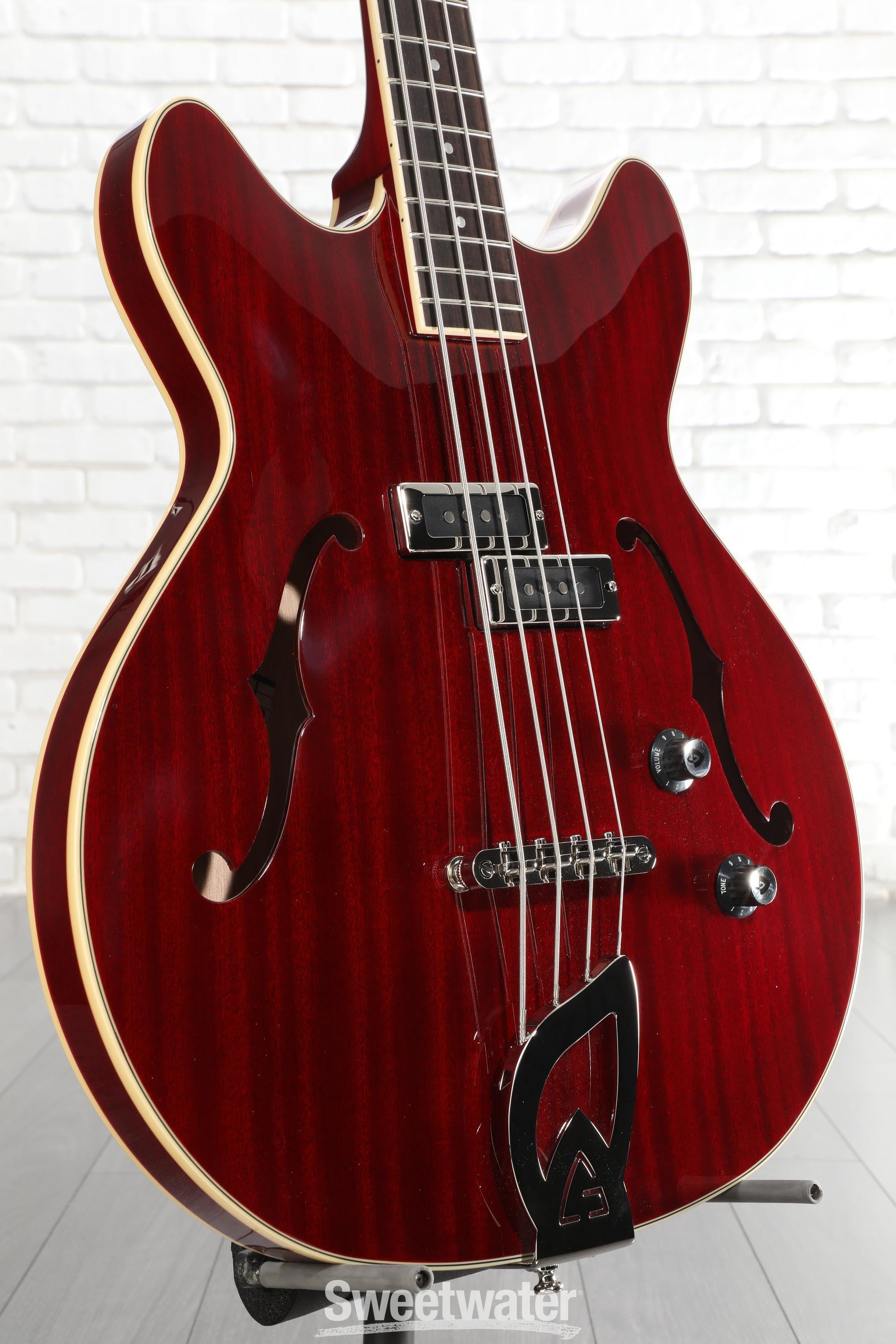 Guild Starfire I Bass Guitar - Cherry Reviews | Sweetwater