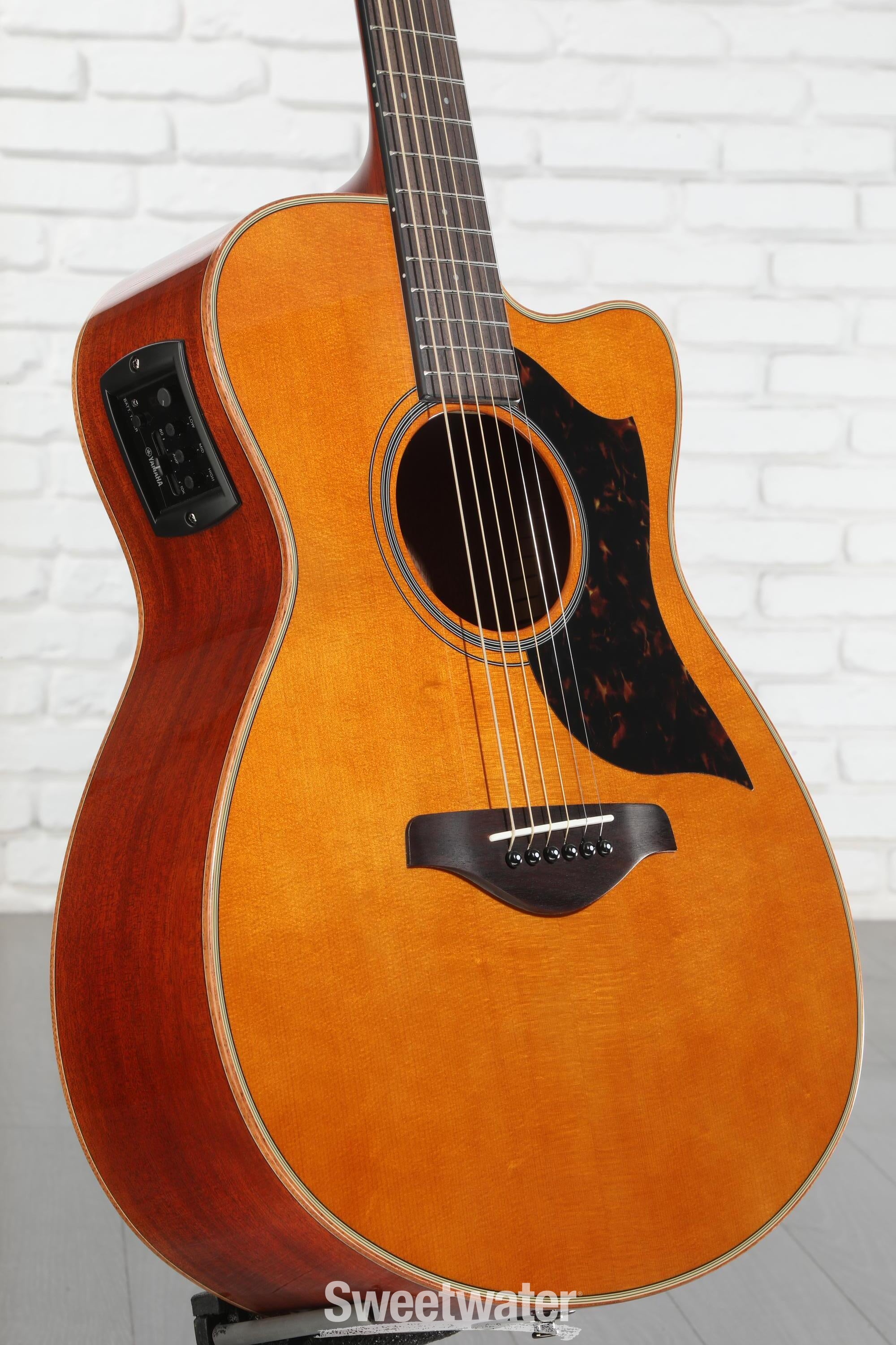 YAMAHA AC1M エレアコ （管理カワ） Yamaha AC1M Concert Cutaway Acoustic-electric Guitar