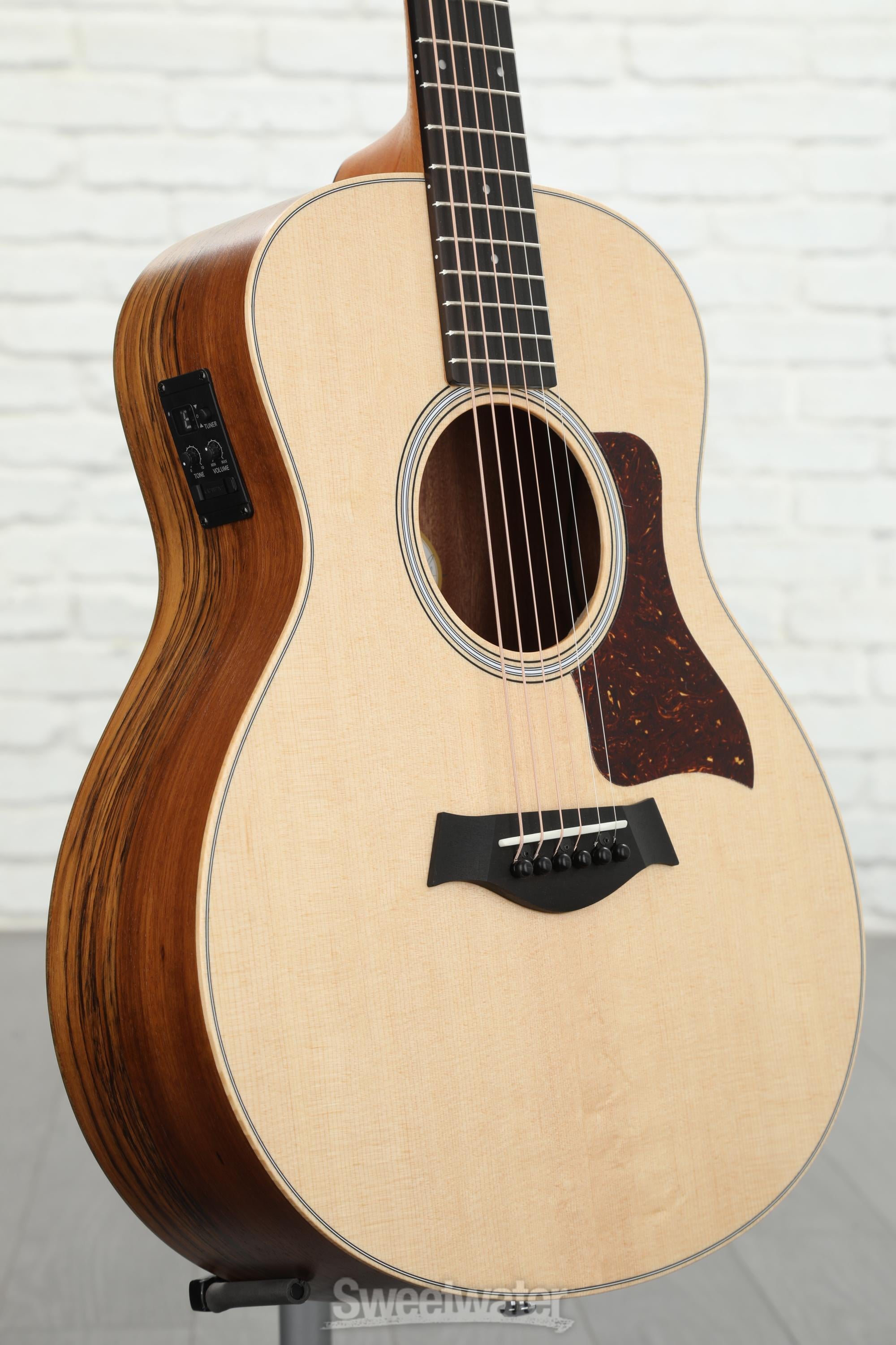 Taylor Limited Edition GS Mini-e - Natural w/ Ovangkol Back & Sides