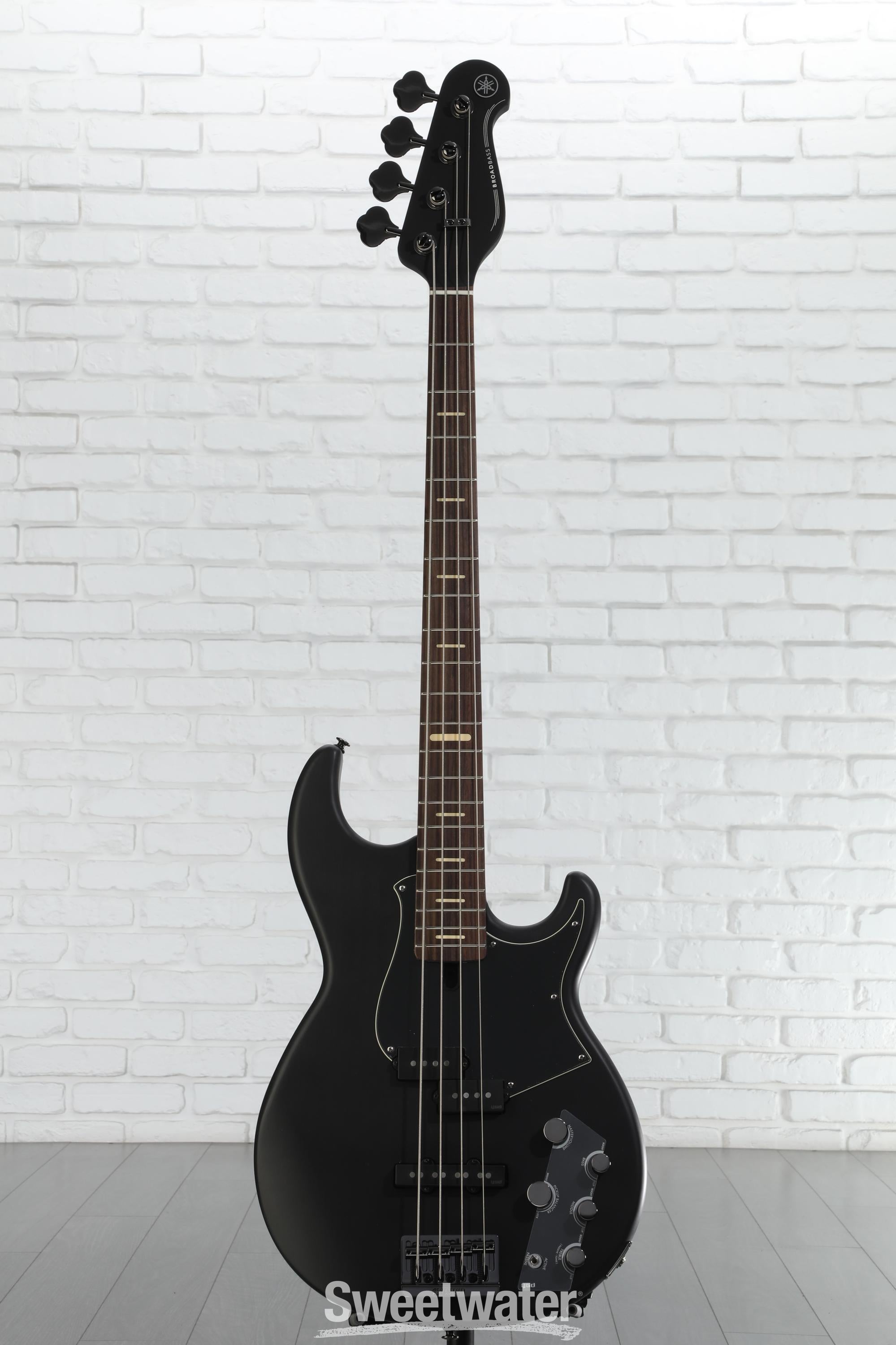 ベース YAMAHA BB734A BB734A 4-String Electric Bass Guitar - Yamaha USA