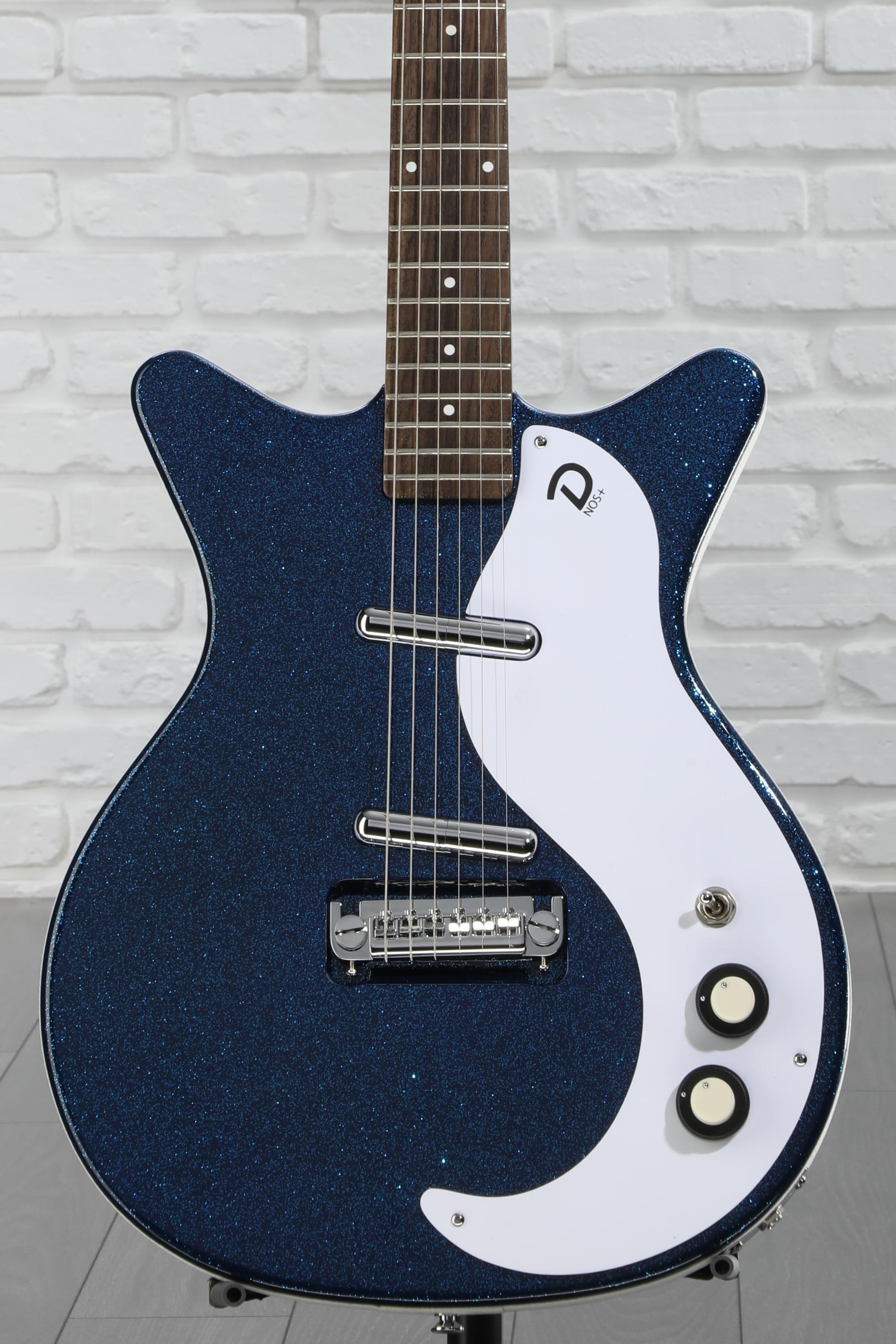 ギター danelectro 59DC Danelectro '59DC Short Scale Bass Guitar - Black Metalflake