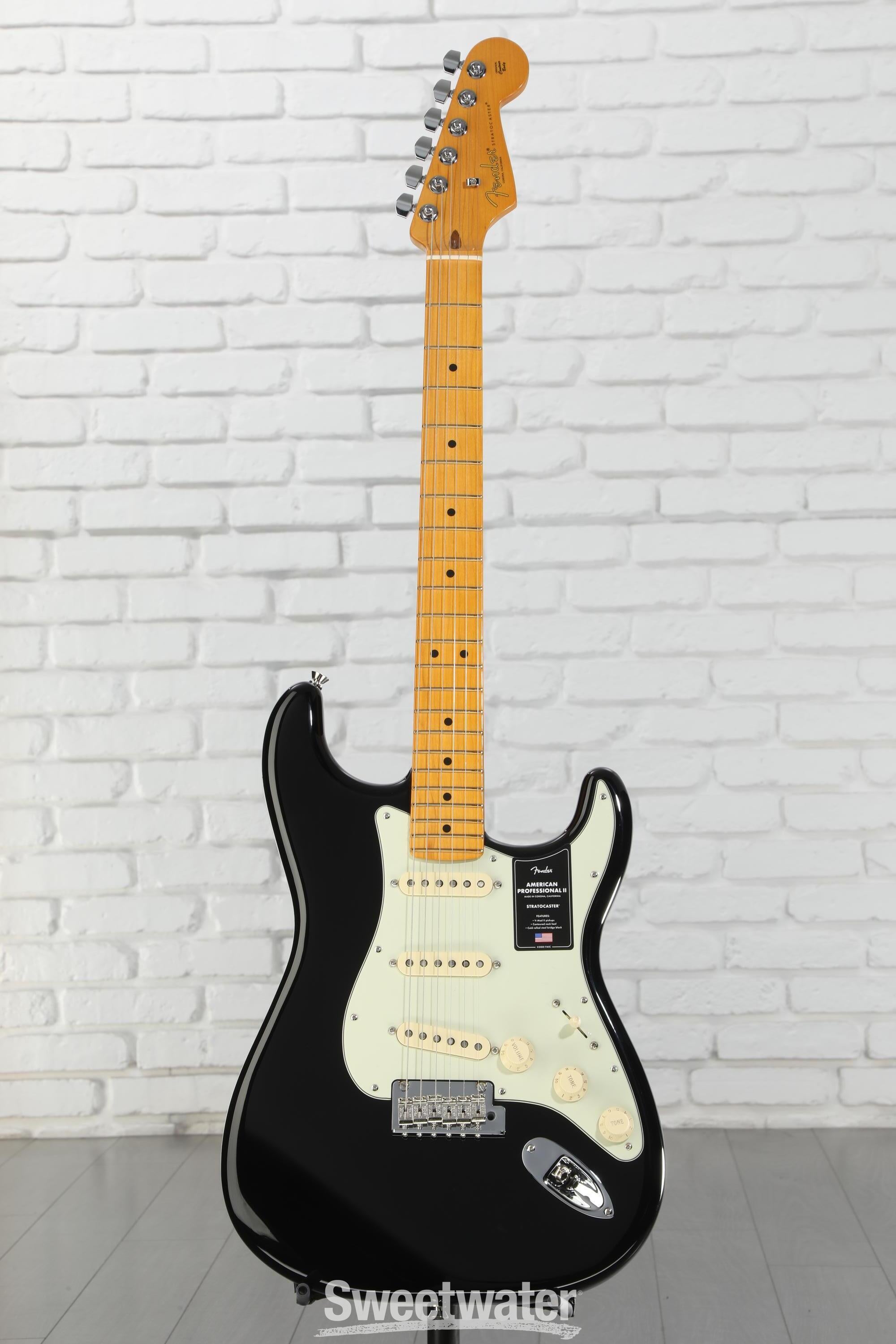 ギター American Professional II Stratocast Fender American Professional II Anniversary 2-Color Sunburst