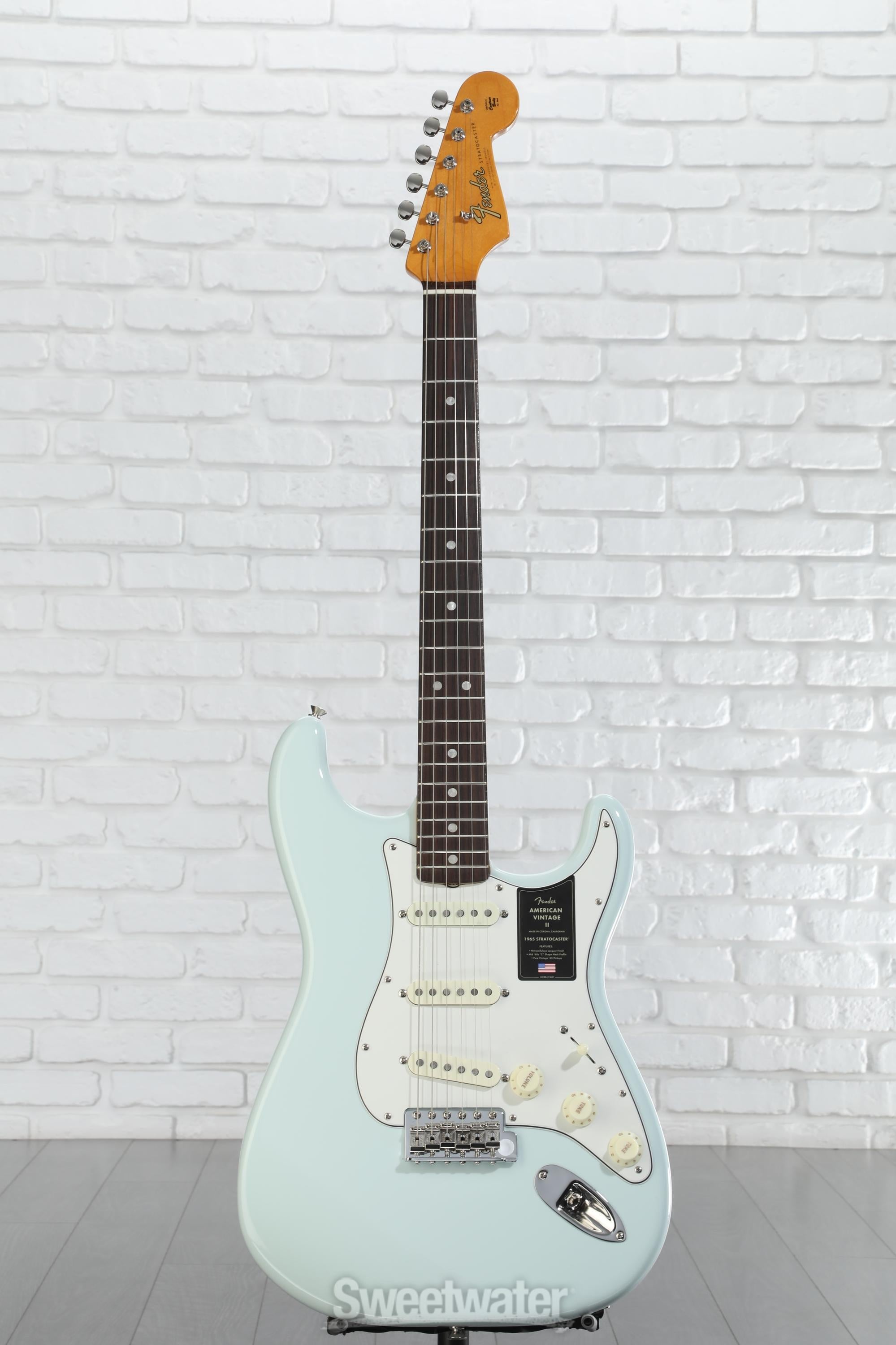 ギター Fender American Vintage II Stratocaster Amazon.com: Fender American Vintage II 1961 Stratocaster