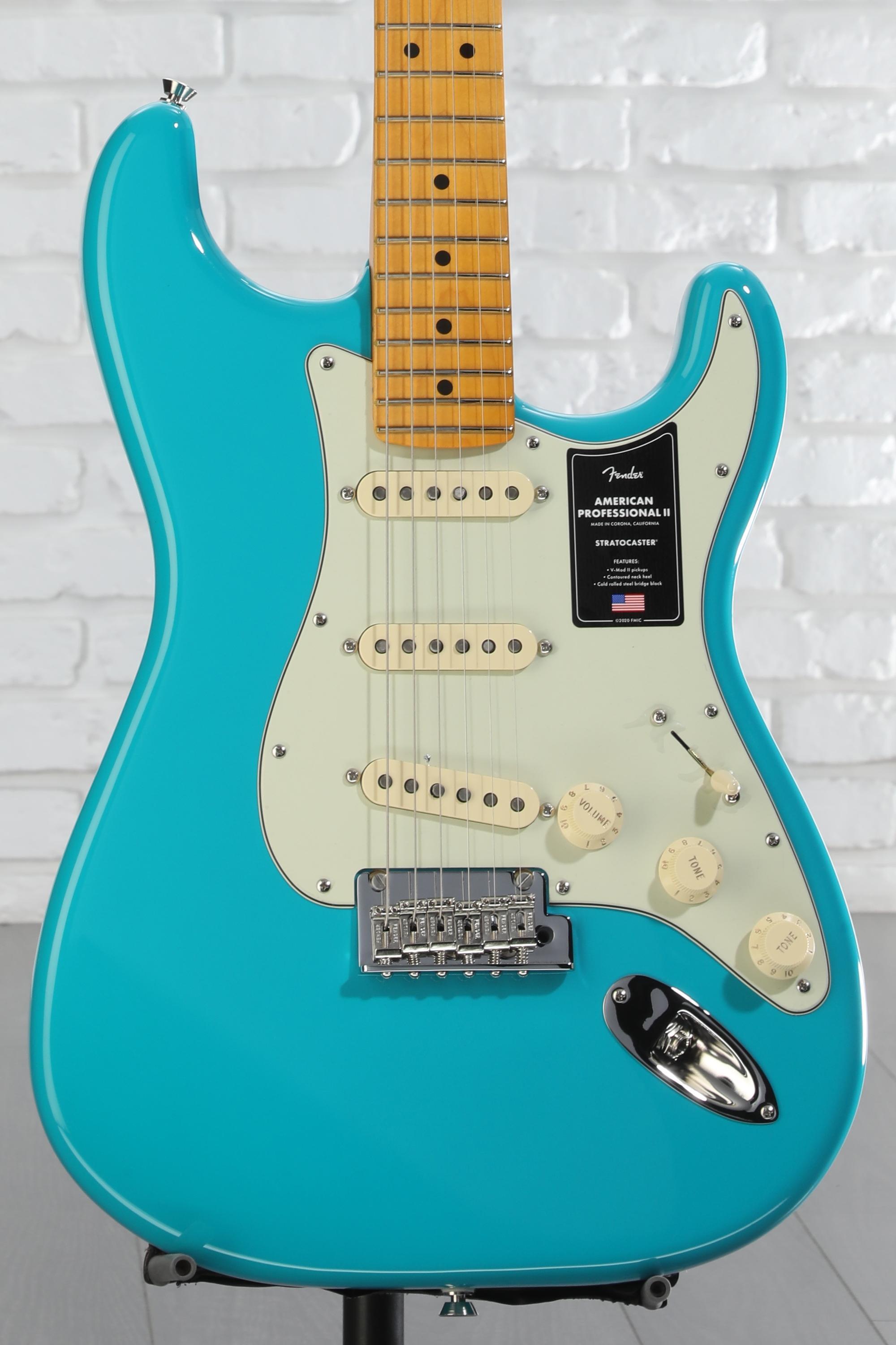 Fender American Professional II Stratocaster - Miami Blue with