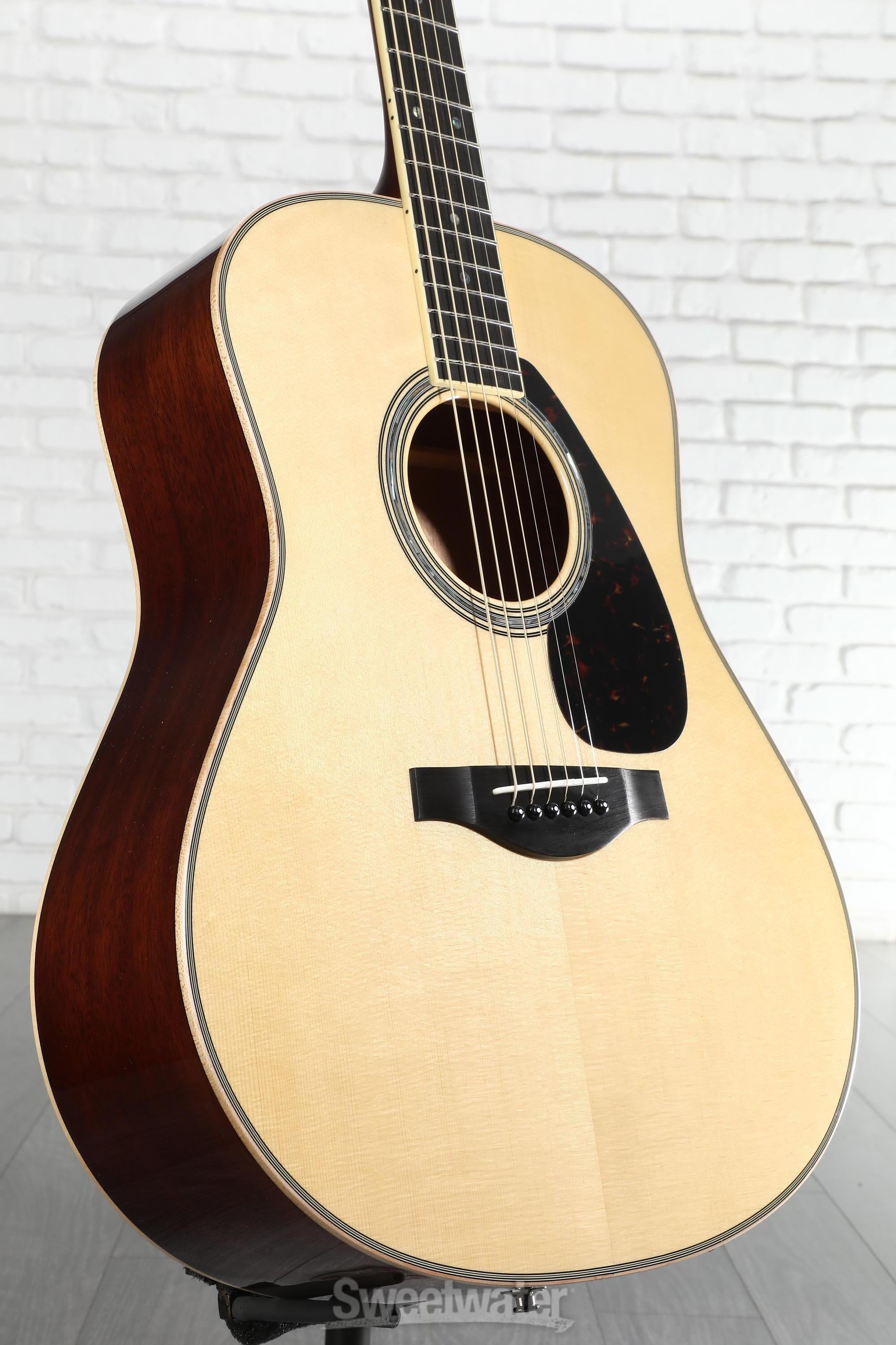 Yamaha LL16M ARE Original Jumbo Acoustic-electric Guitar - Natural