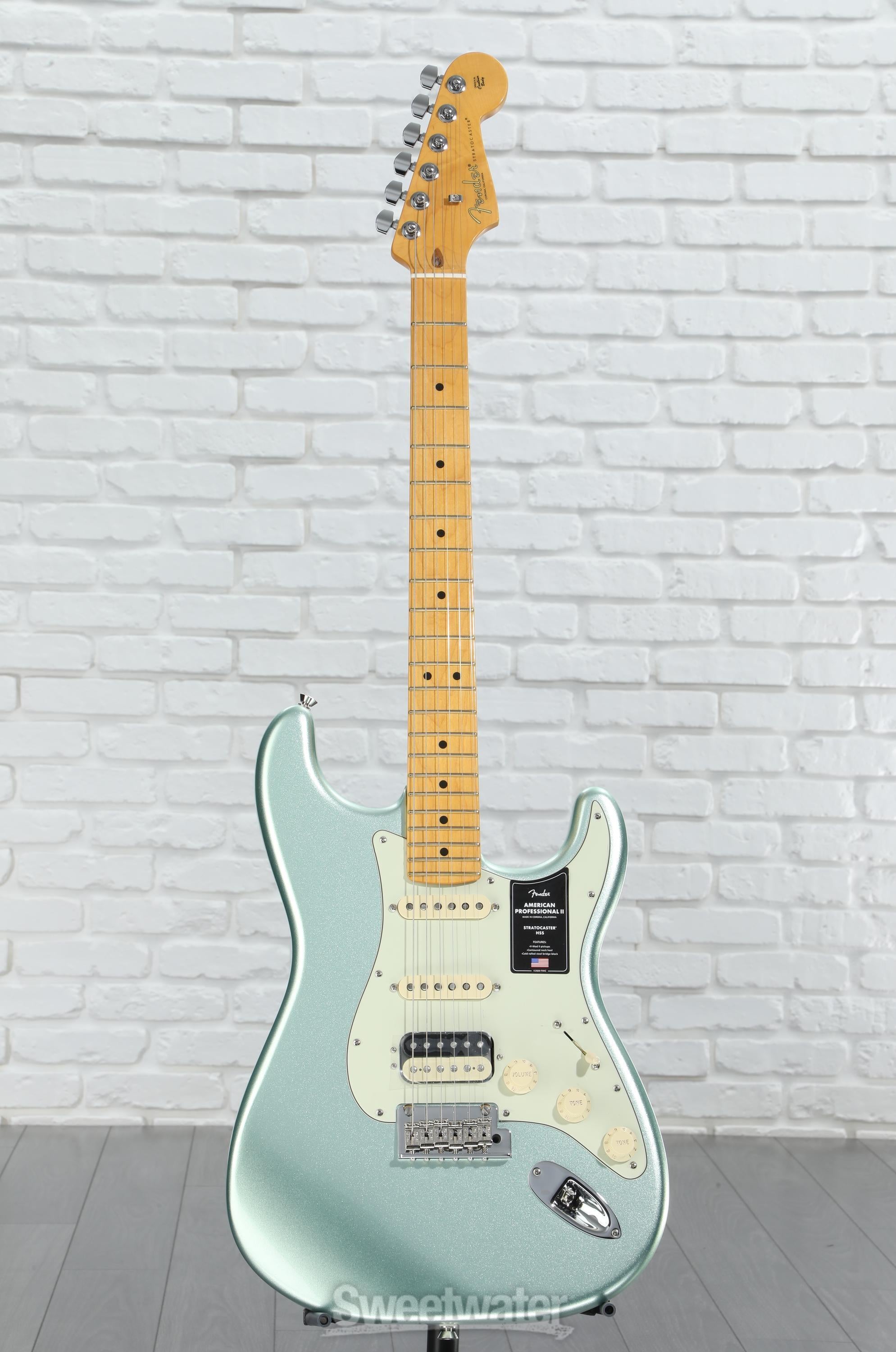 Fender American Professional II Stratocaster HSS - Mystic Surf