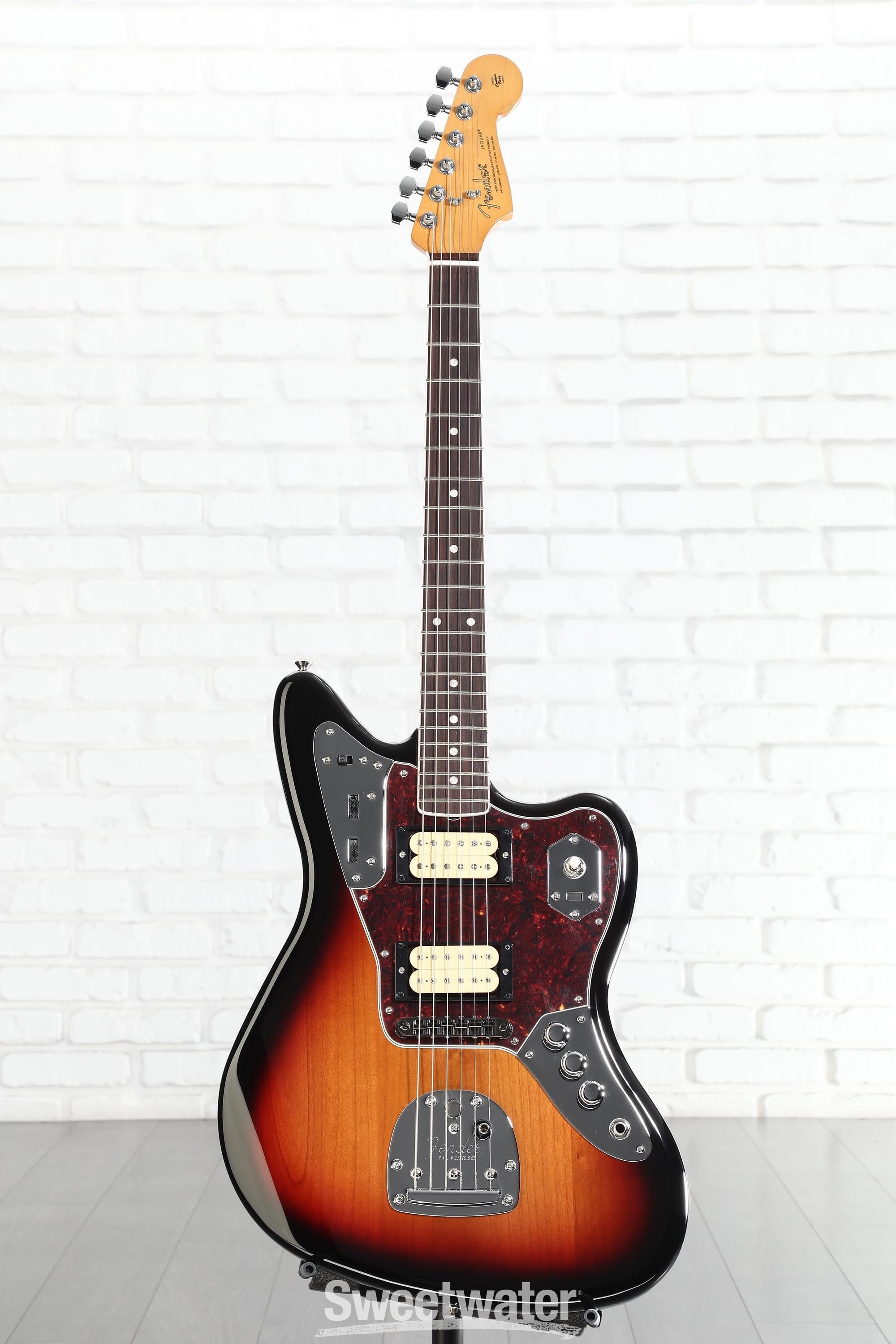 Fender Kurt Cobain Jaguar Electric Guitar - 3-Tone Sunburst