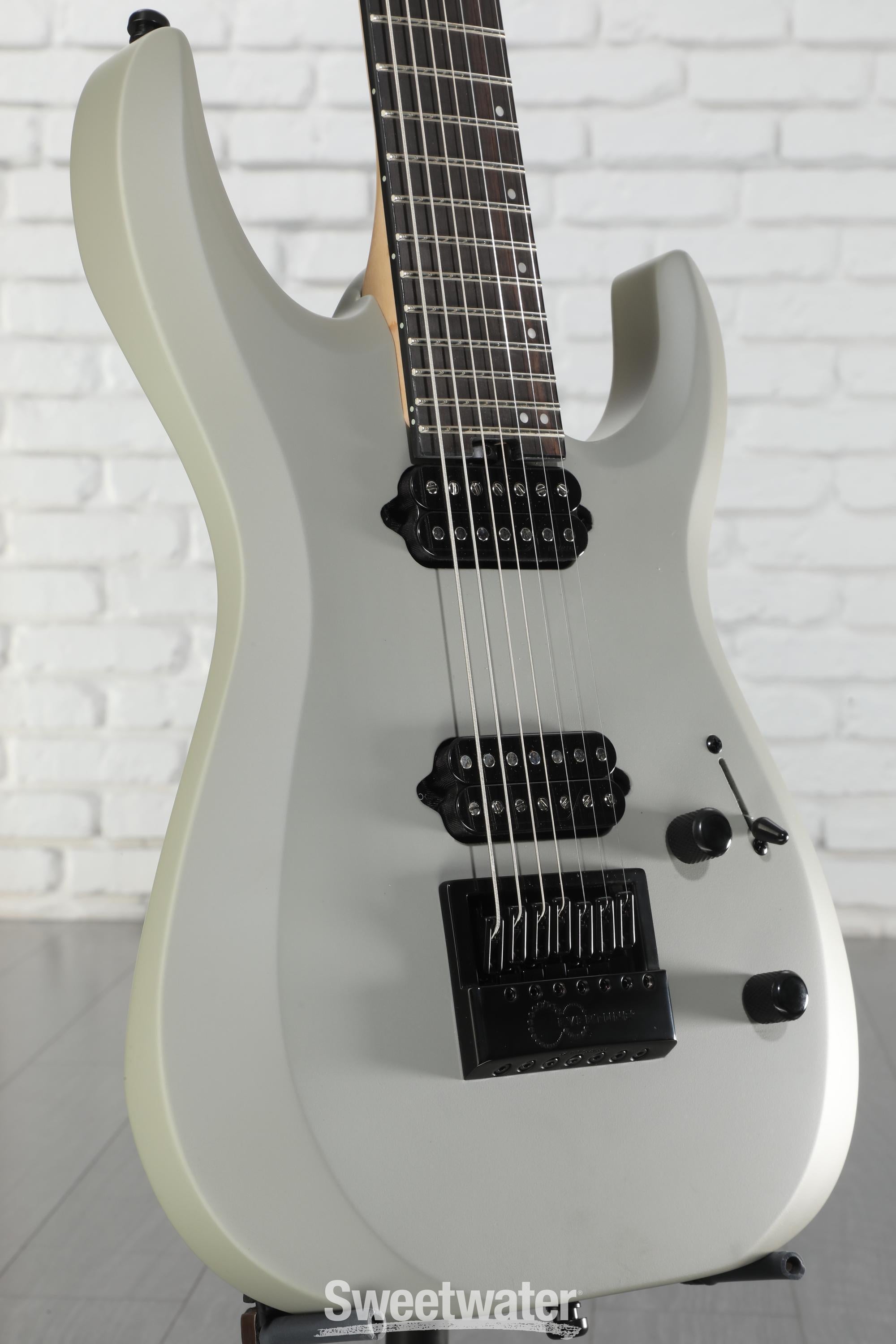 Jackson Pro Series Dinky DK Modern w EVERTUNE 7 Electric