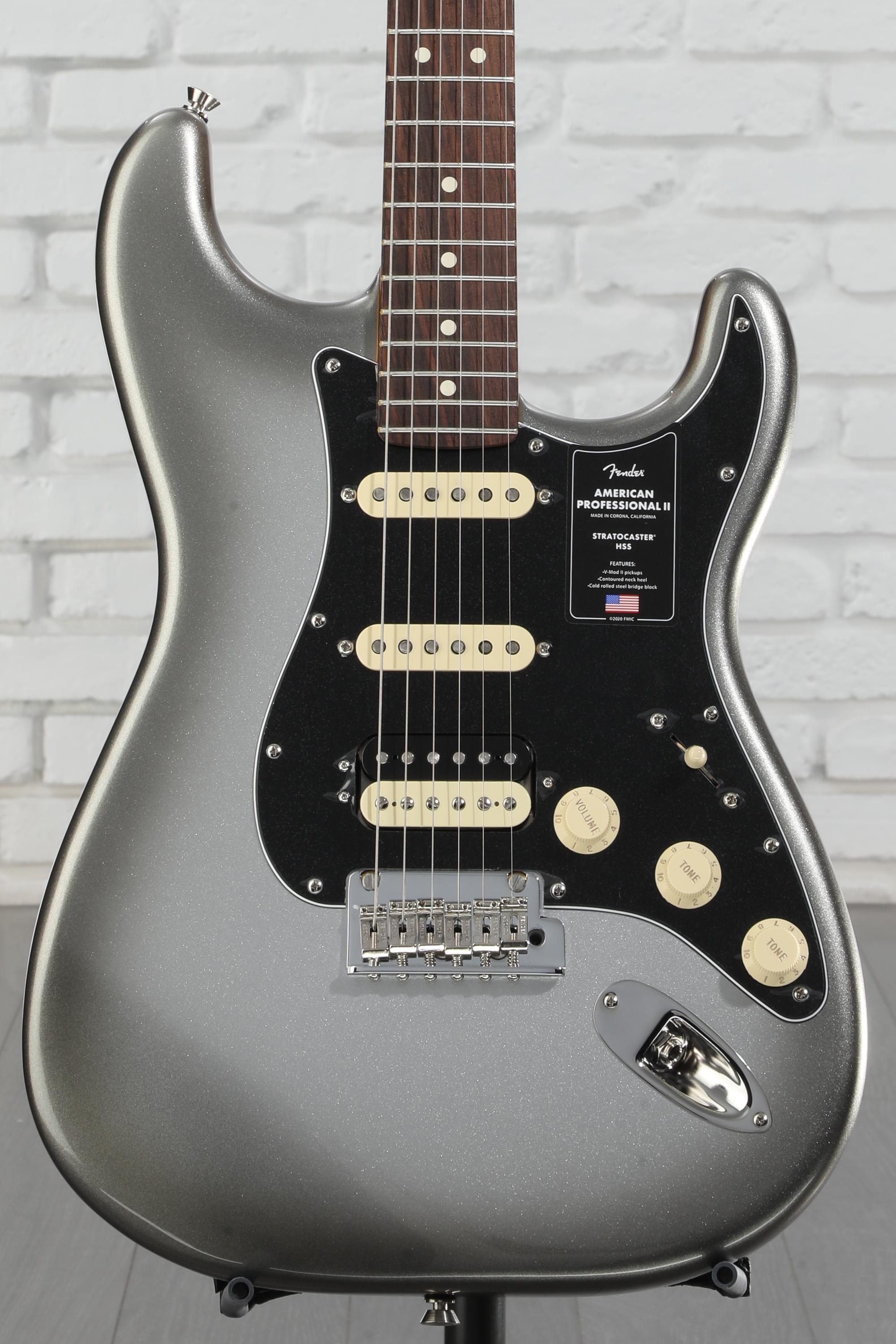 ギター AmericanProfessional II Stratocaster HSS Fender American Professional II Stratocaster HSS Rosewood