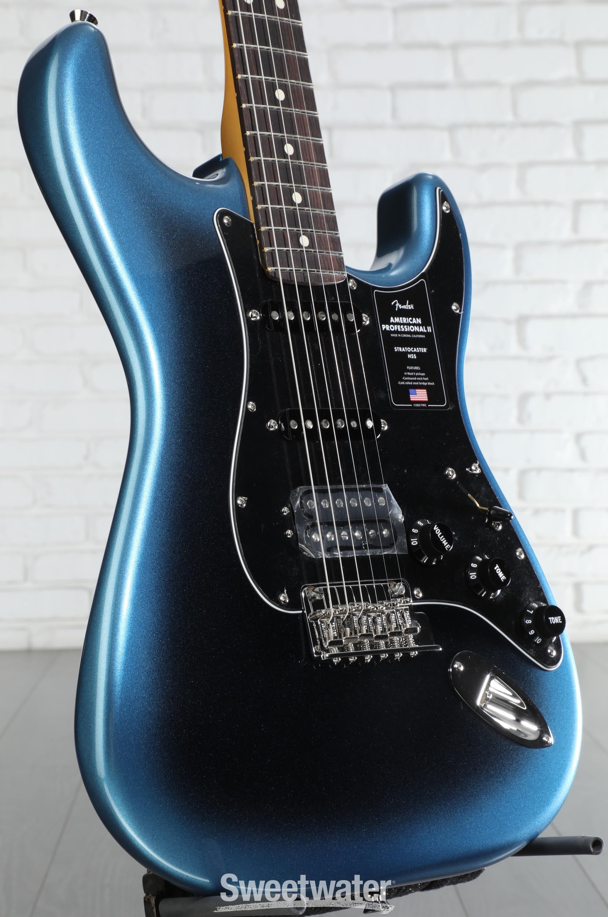 Fender American Professional II Stratocaster HSS Dark Night with