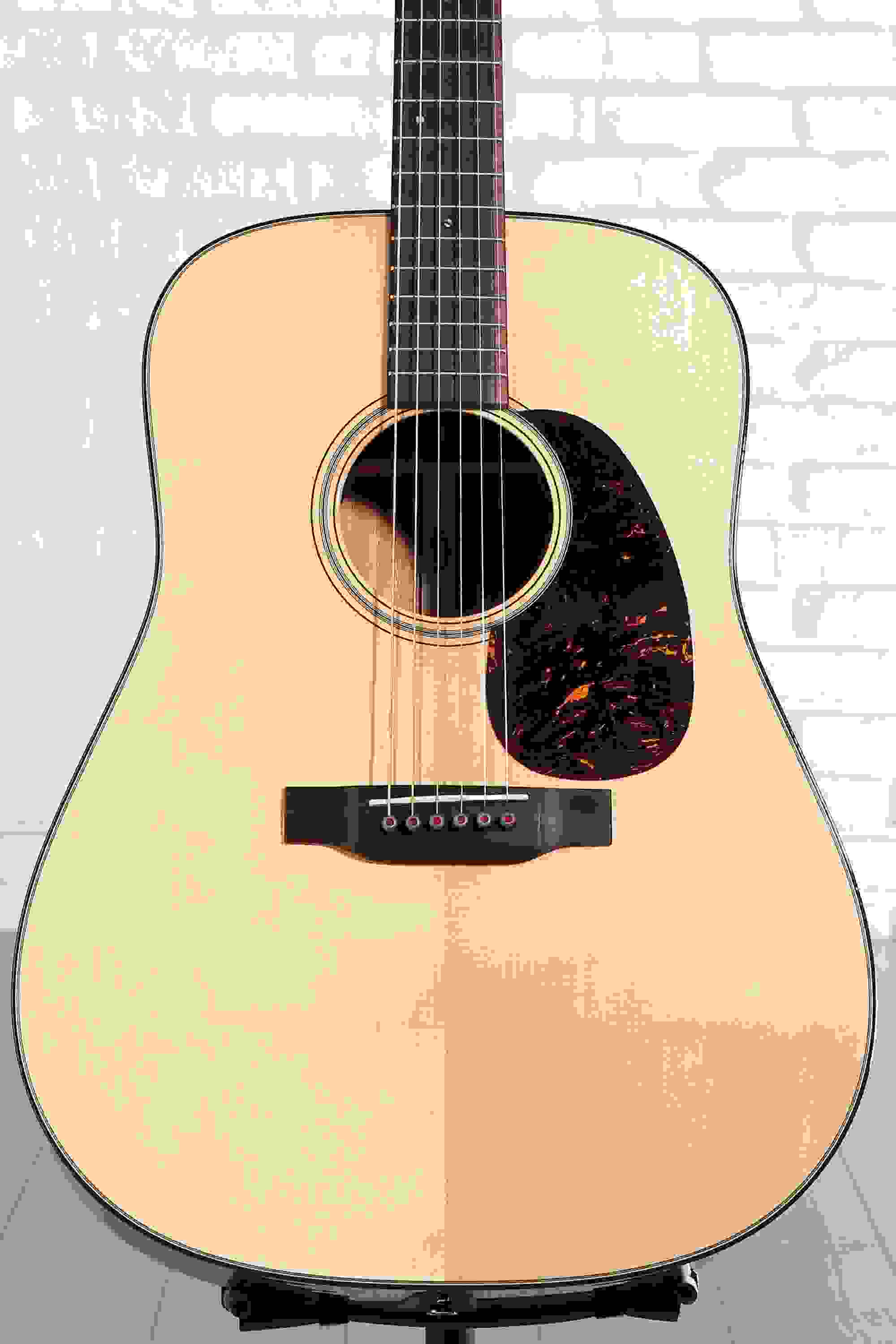 Martin D-18E Modern Deluxe Acoustic-electric Guitar - Natural